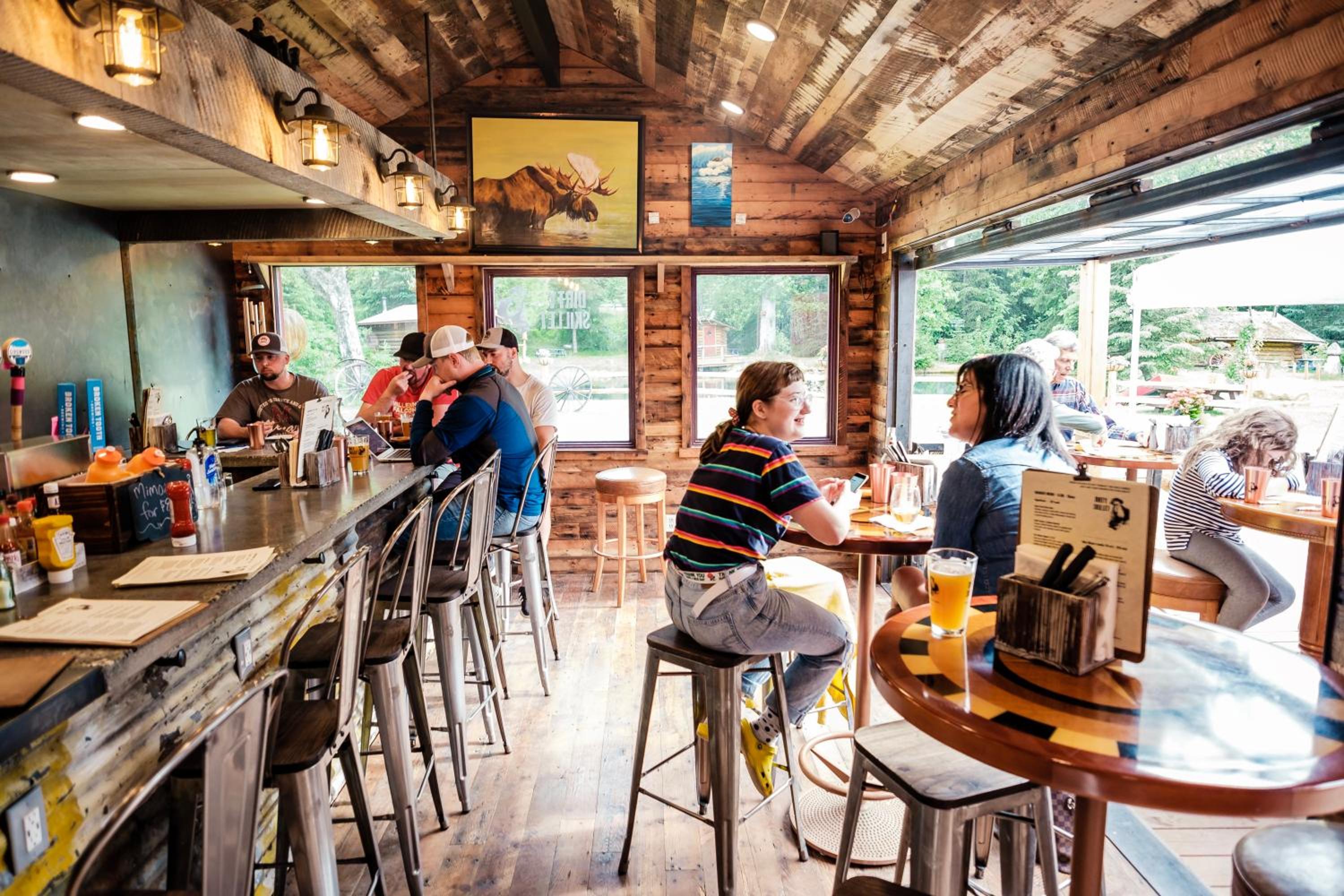 Hope Alaska's Bear Creek Lodge view 2