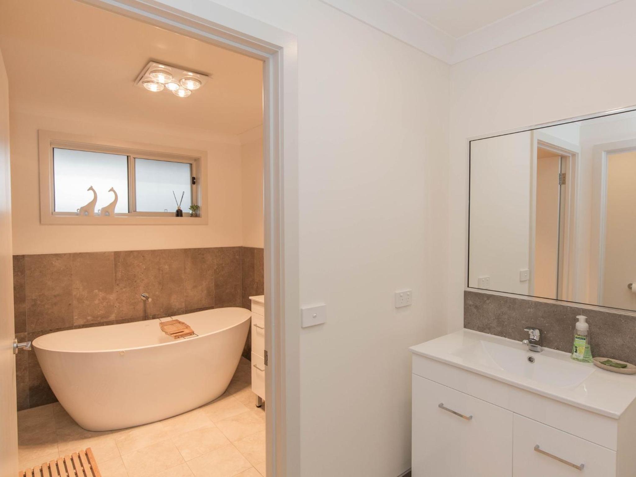 Jindalee 2 9 Twynam Street
