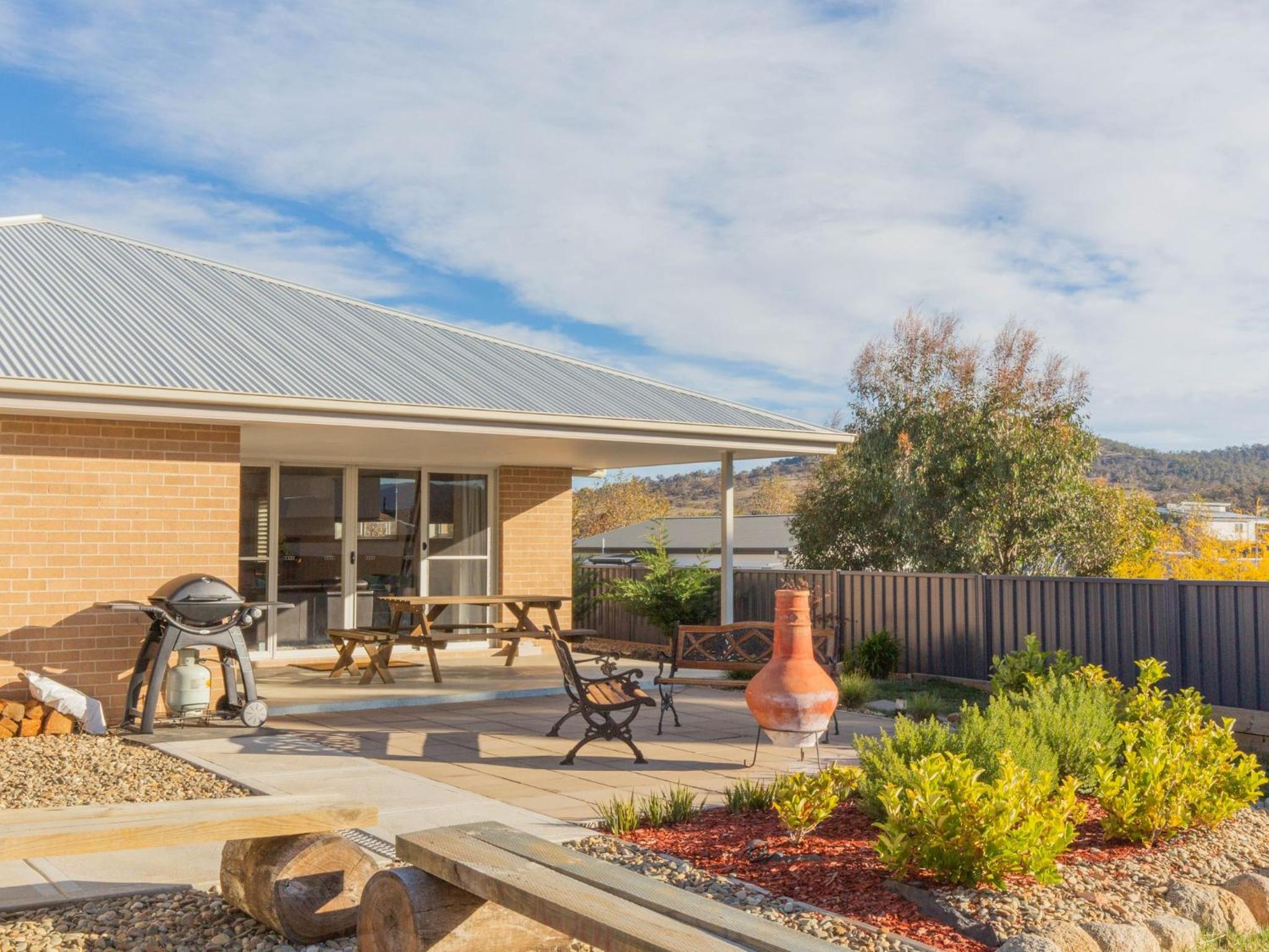 Jindalee 2 9 Twynam Street