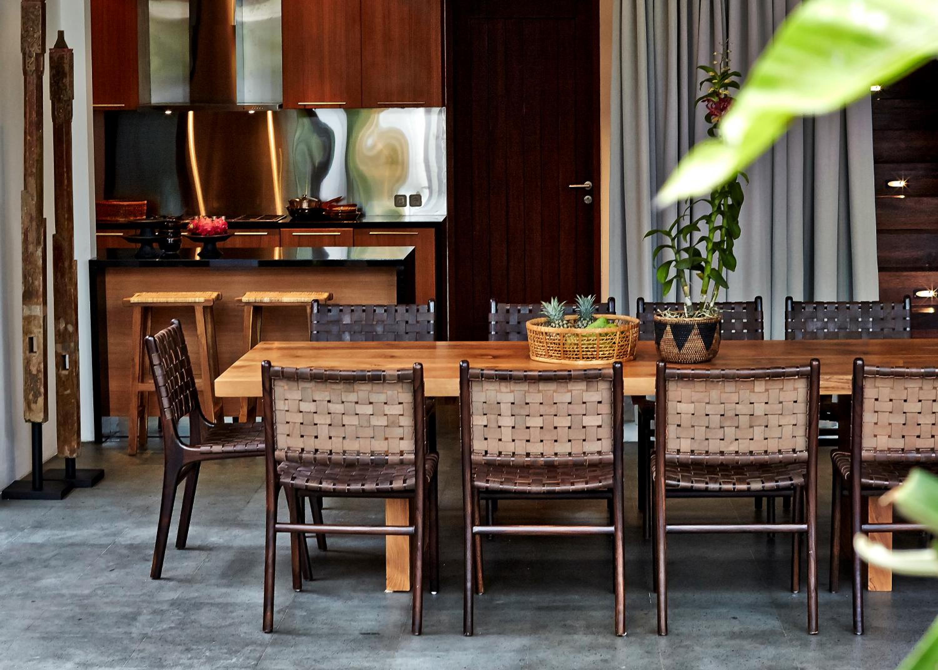 dining