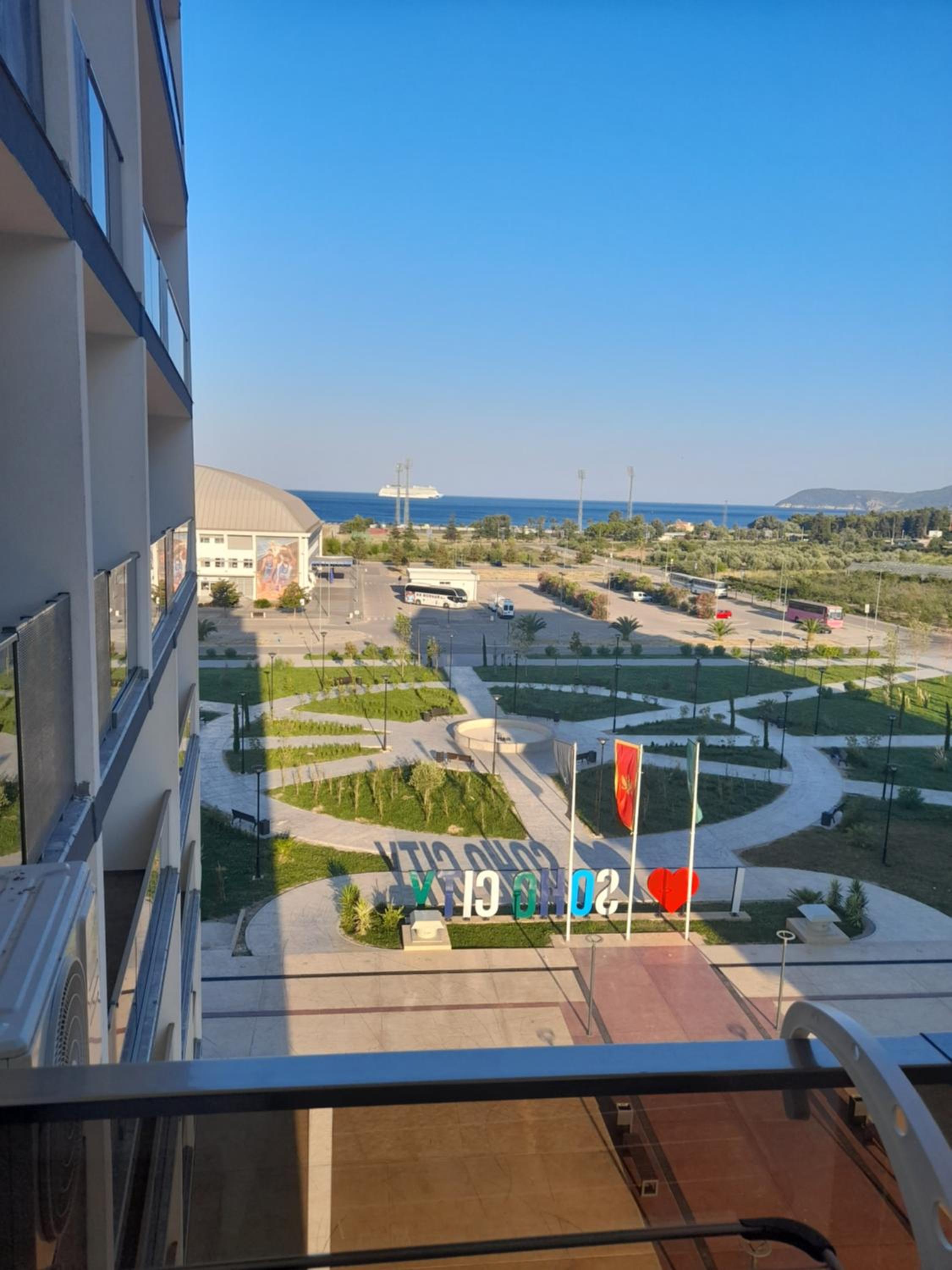 Hotel Bar Exclusiv Soho city Residence - Image 1