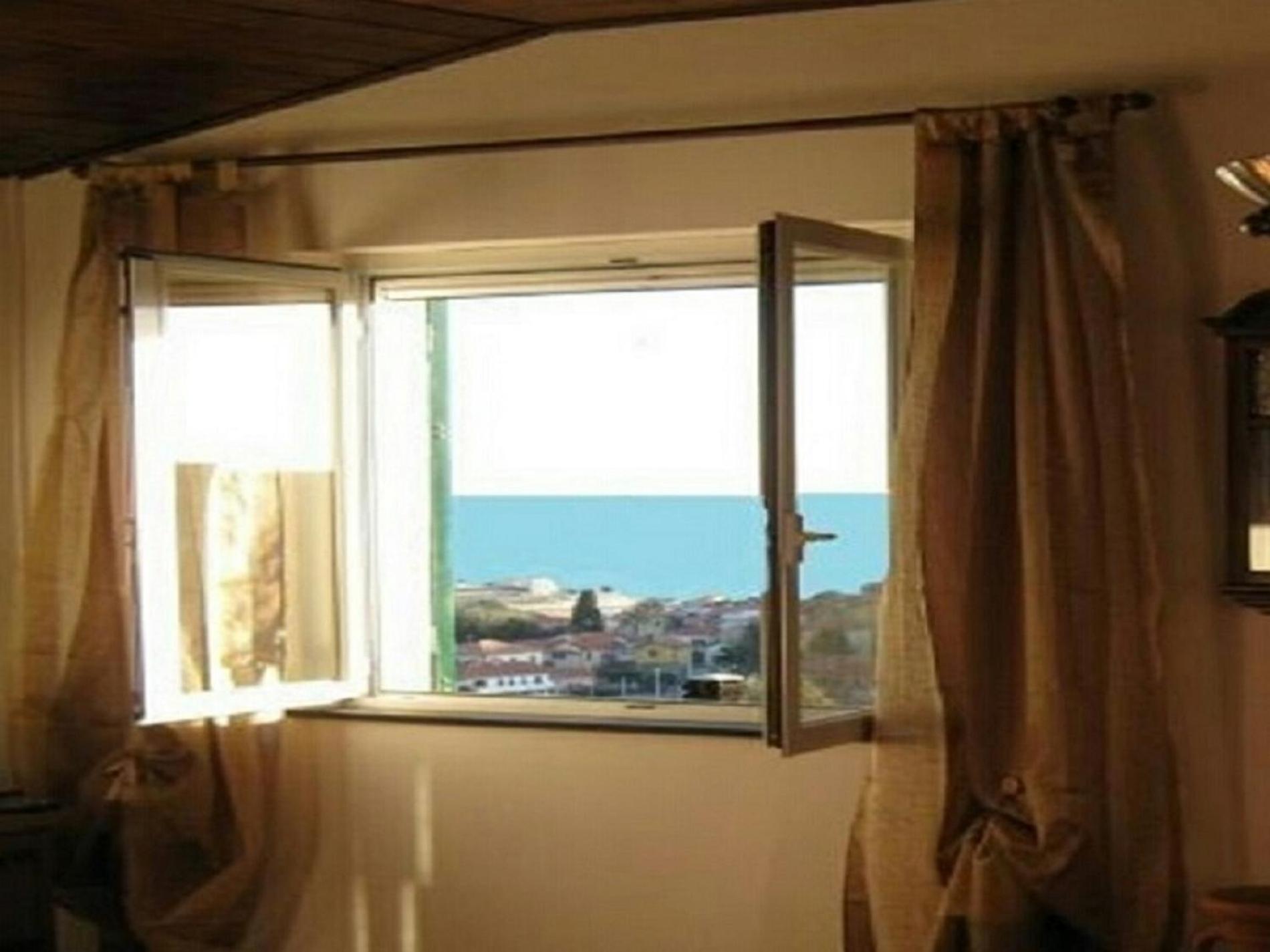 Antica casa in pietra vista mare view 2