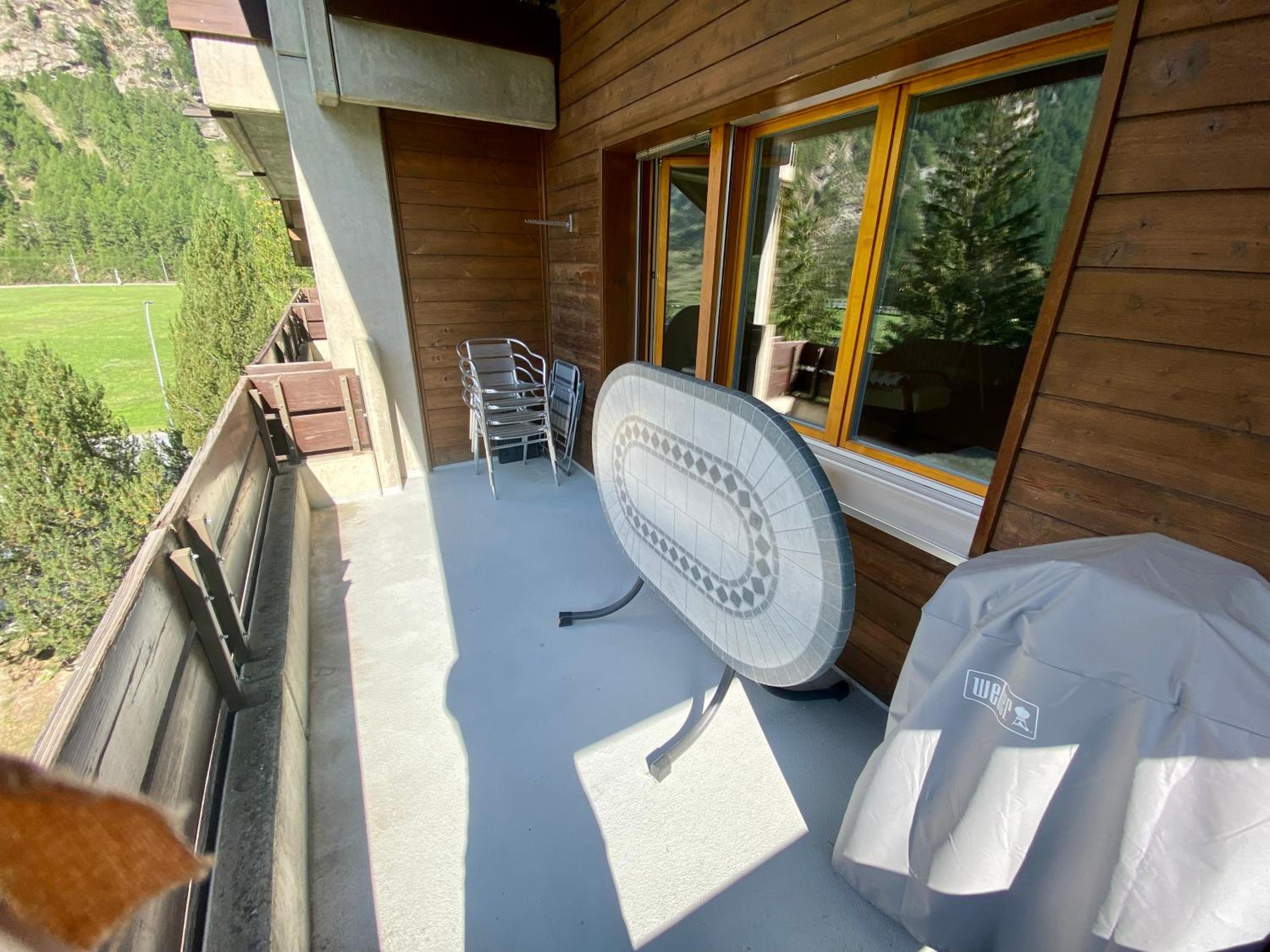 Moderne Dachwohnung Nähe Zermatt mit Balkon