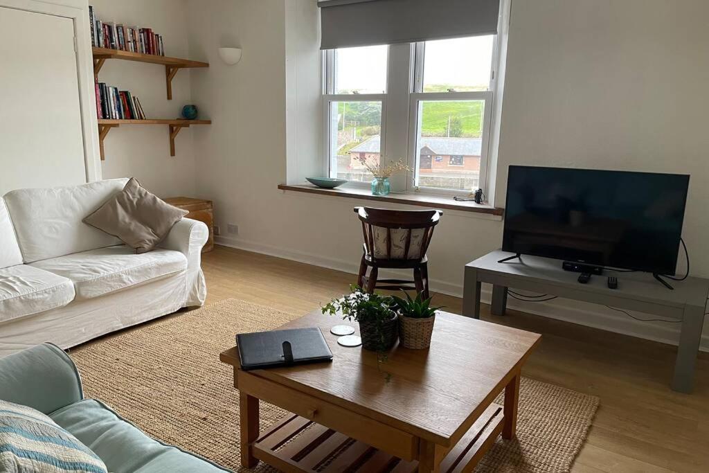 Harbourside Apartment view 3