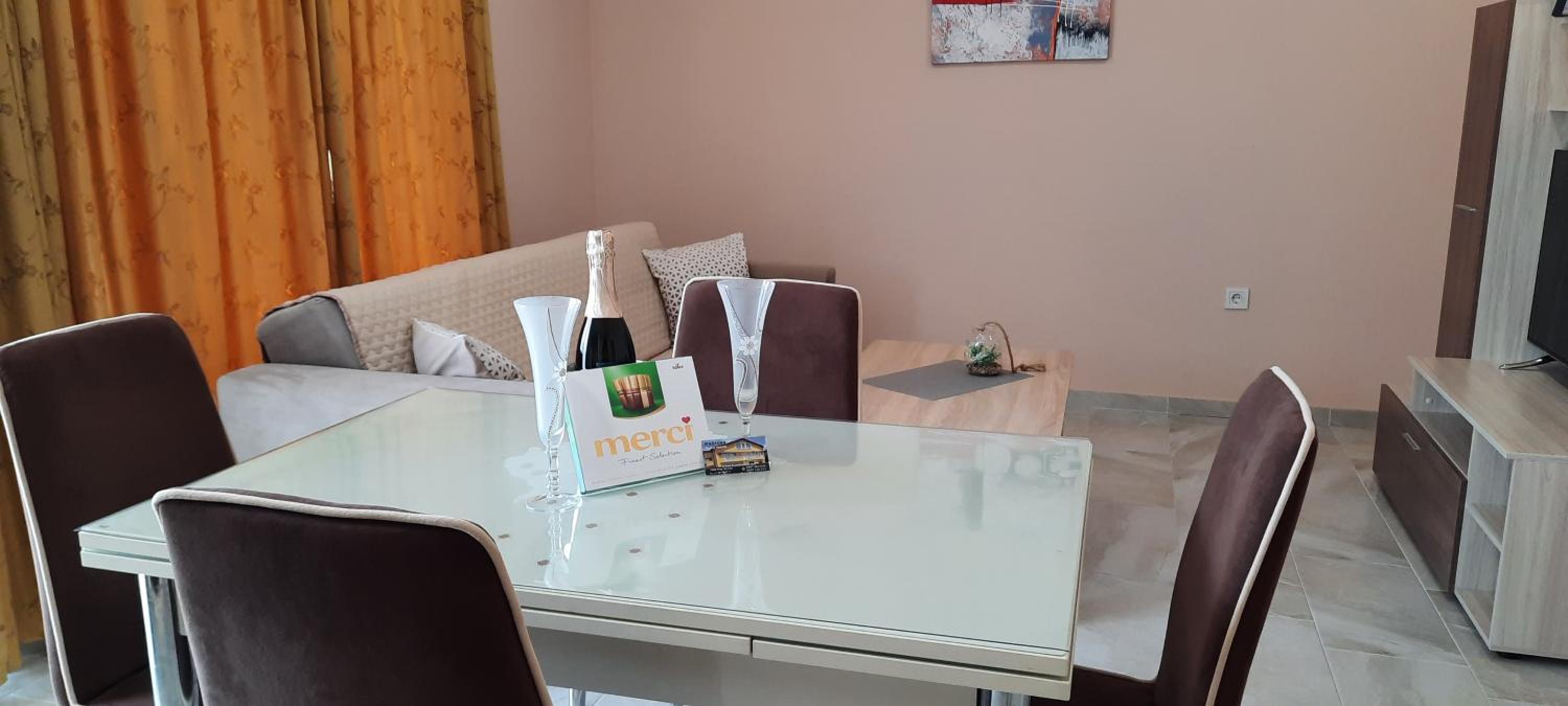Apartment "MARIANA" view 2