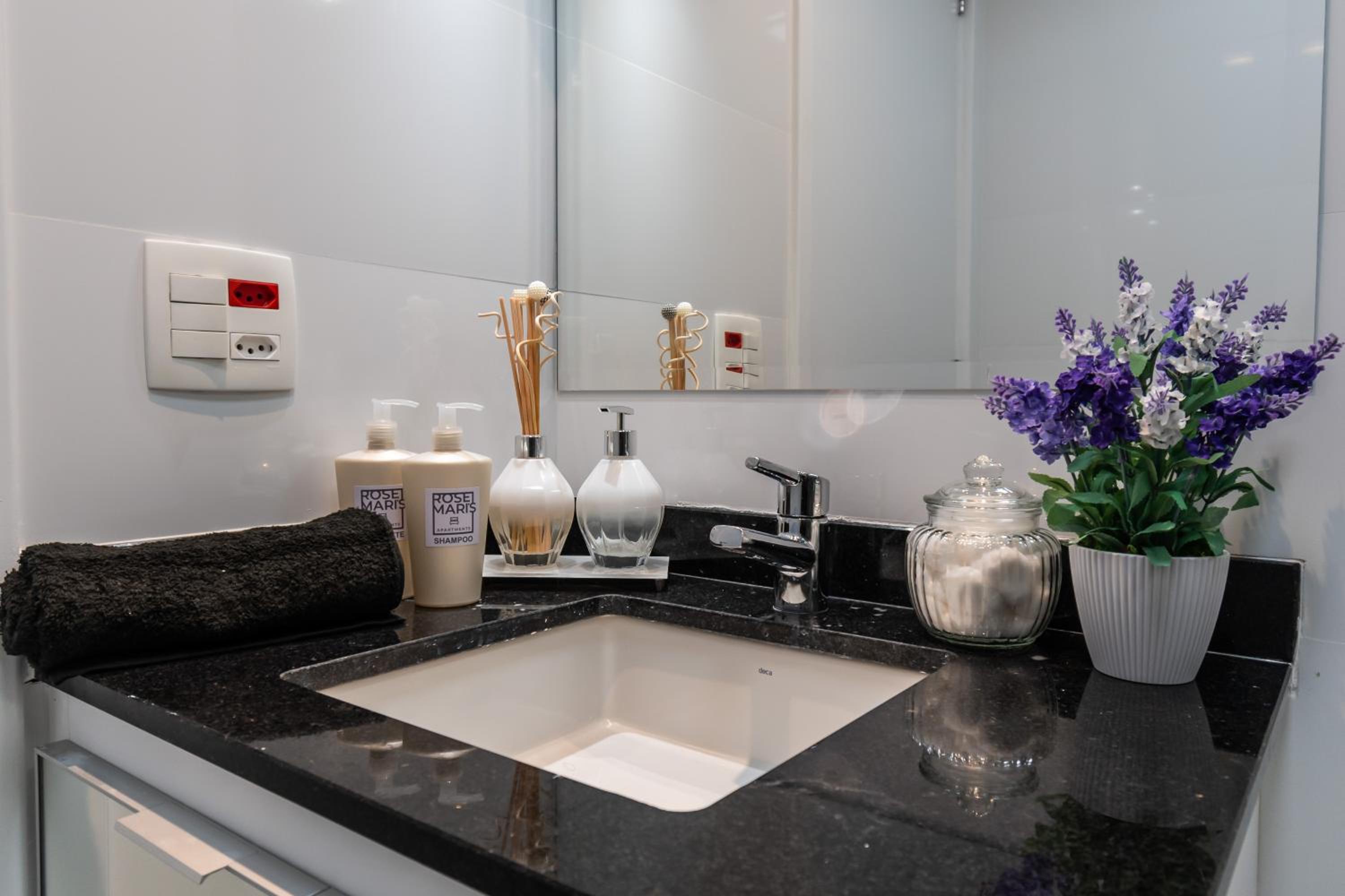 Rosemari's Apartments Studio Premium Republica SP com Piscina