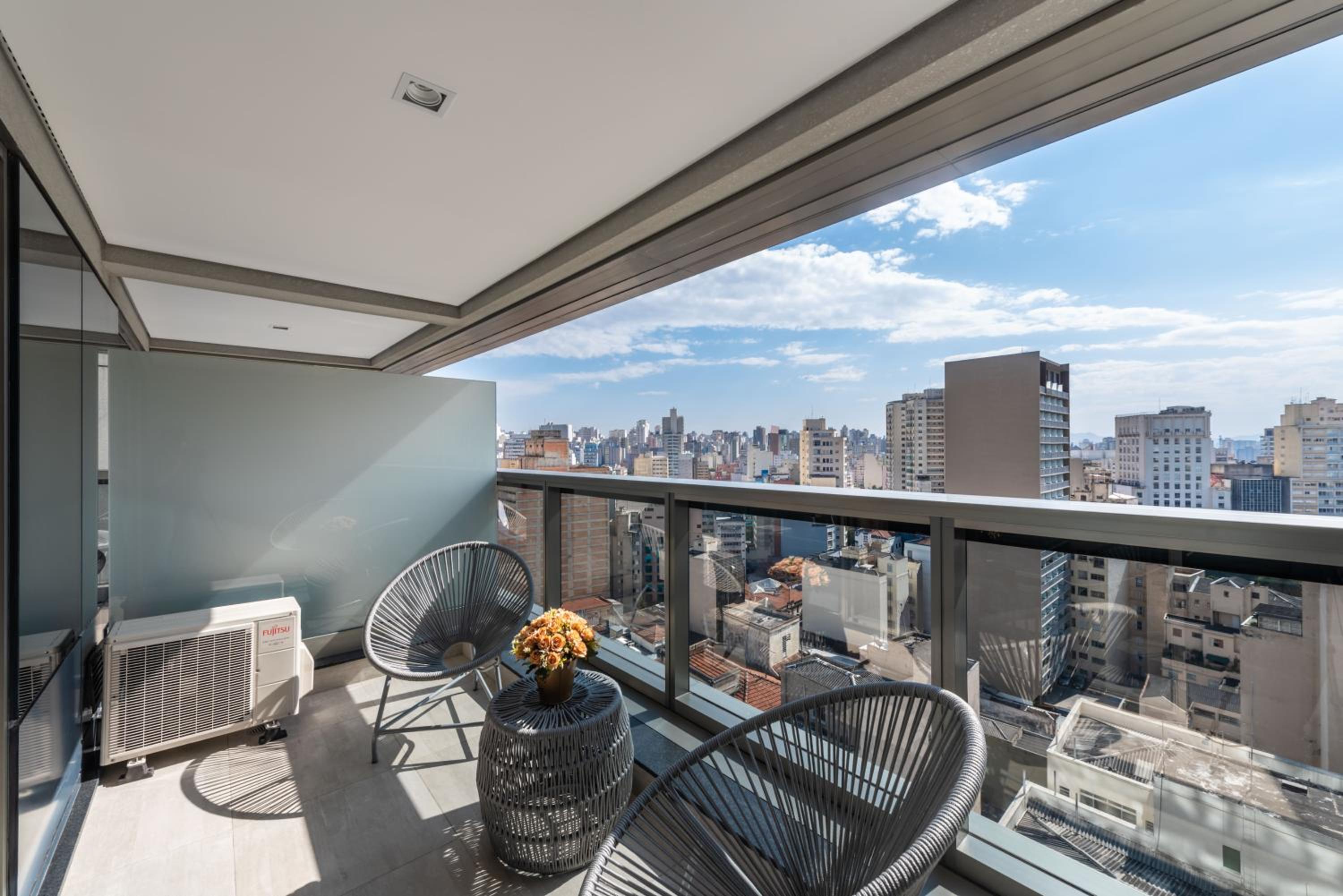 Rosemari's Apartments Studio Premium Republica SP com Piscina