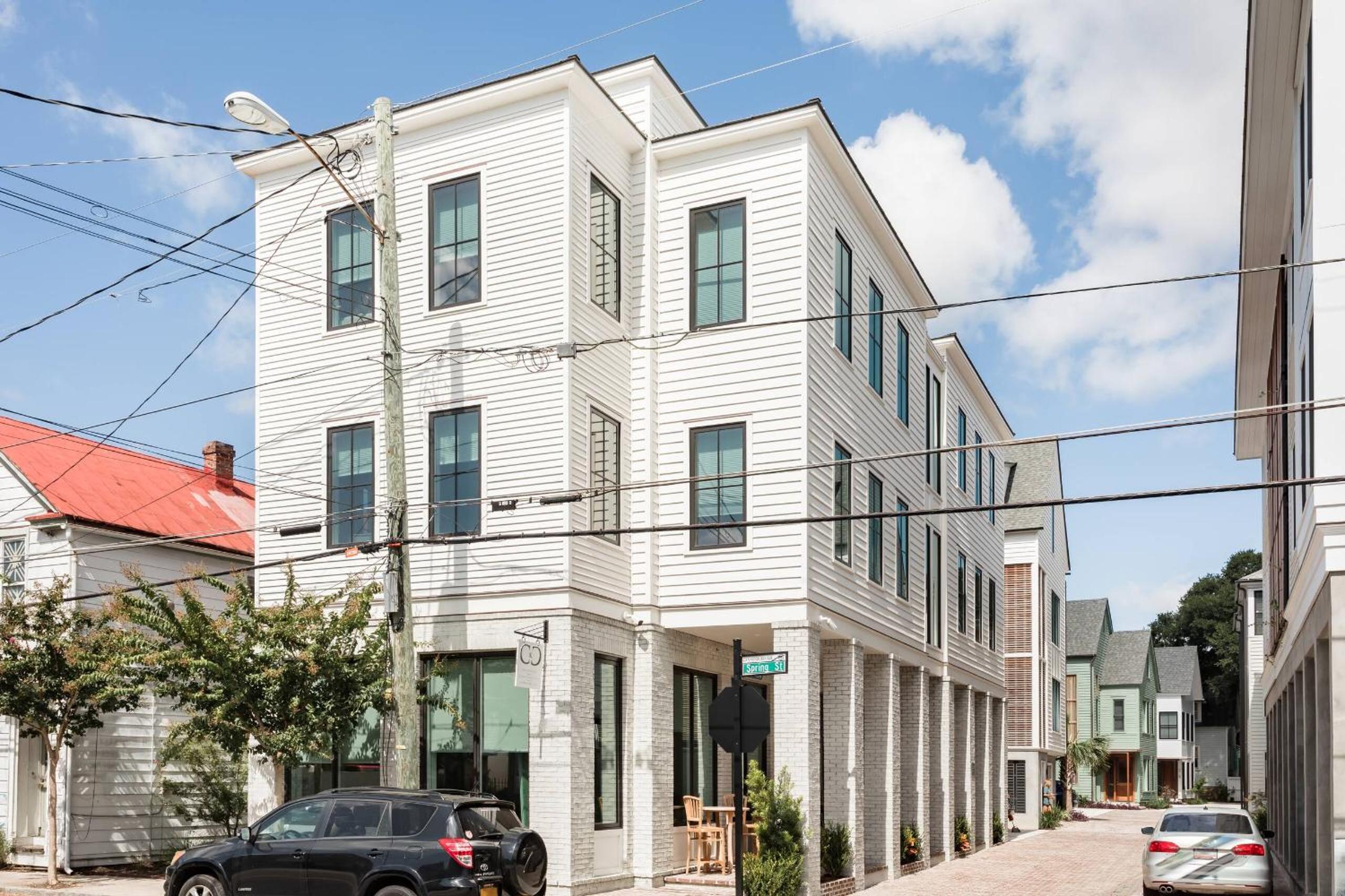 124-302 · The Azalea Suite at The Palmetto view 2