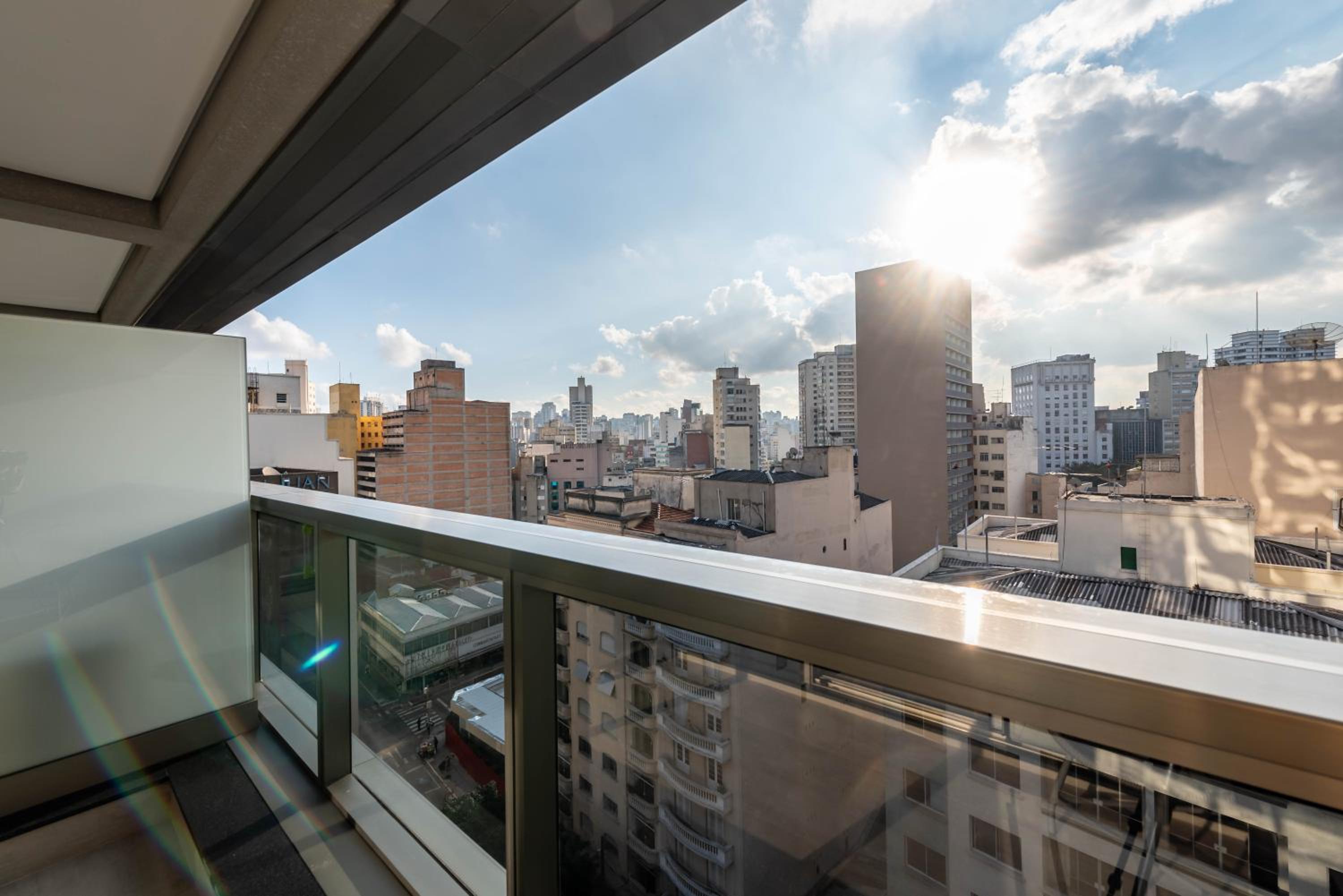 Rosemari's Apartments Studio Premium Republica SP com Piscina