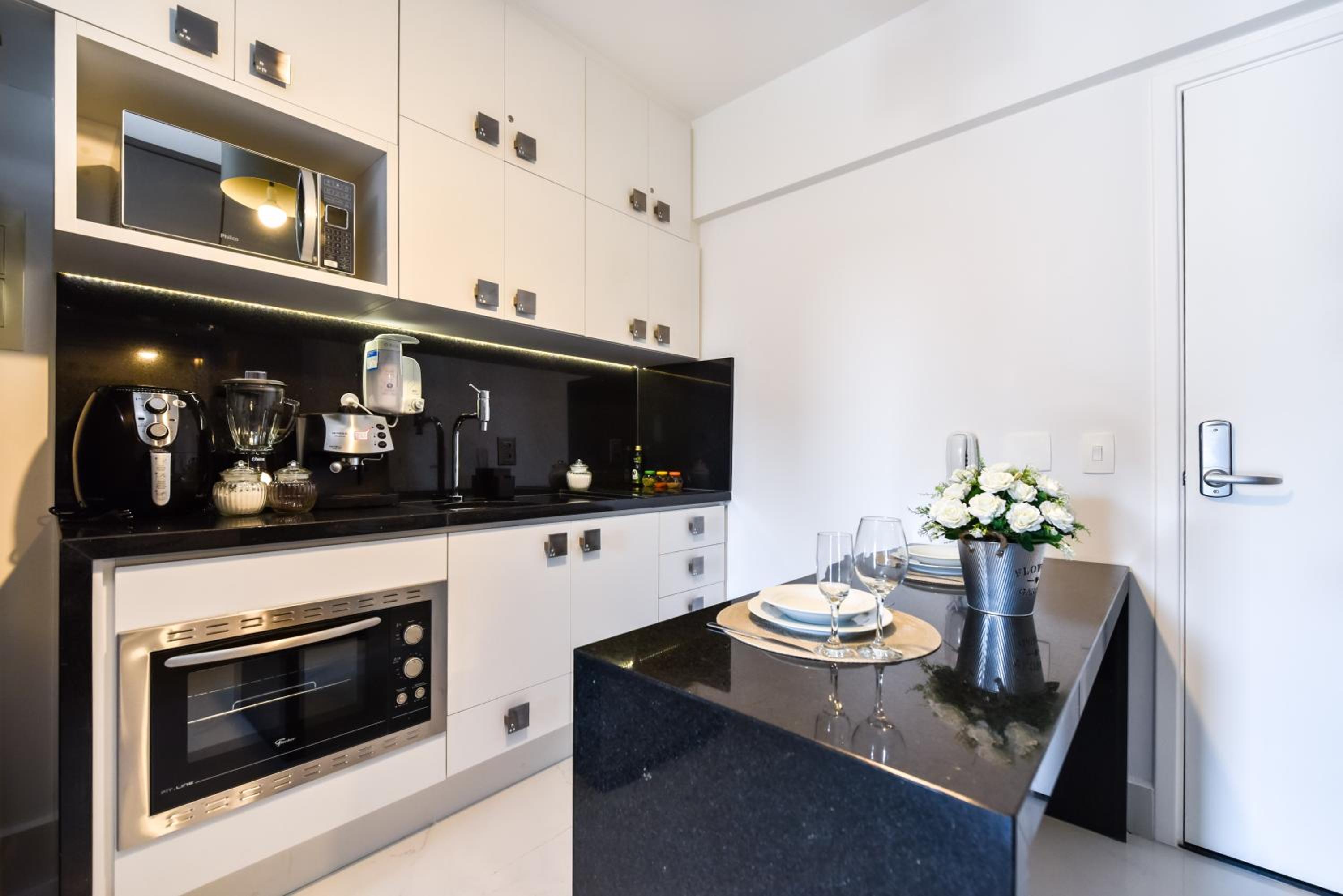 Rosemari's Apartments Studio Premium Republica SP com Piscina
