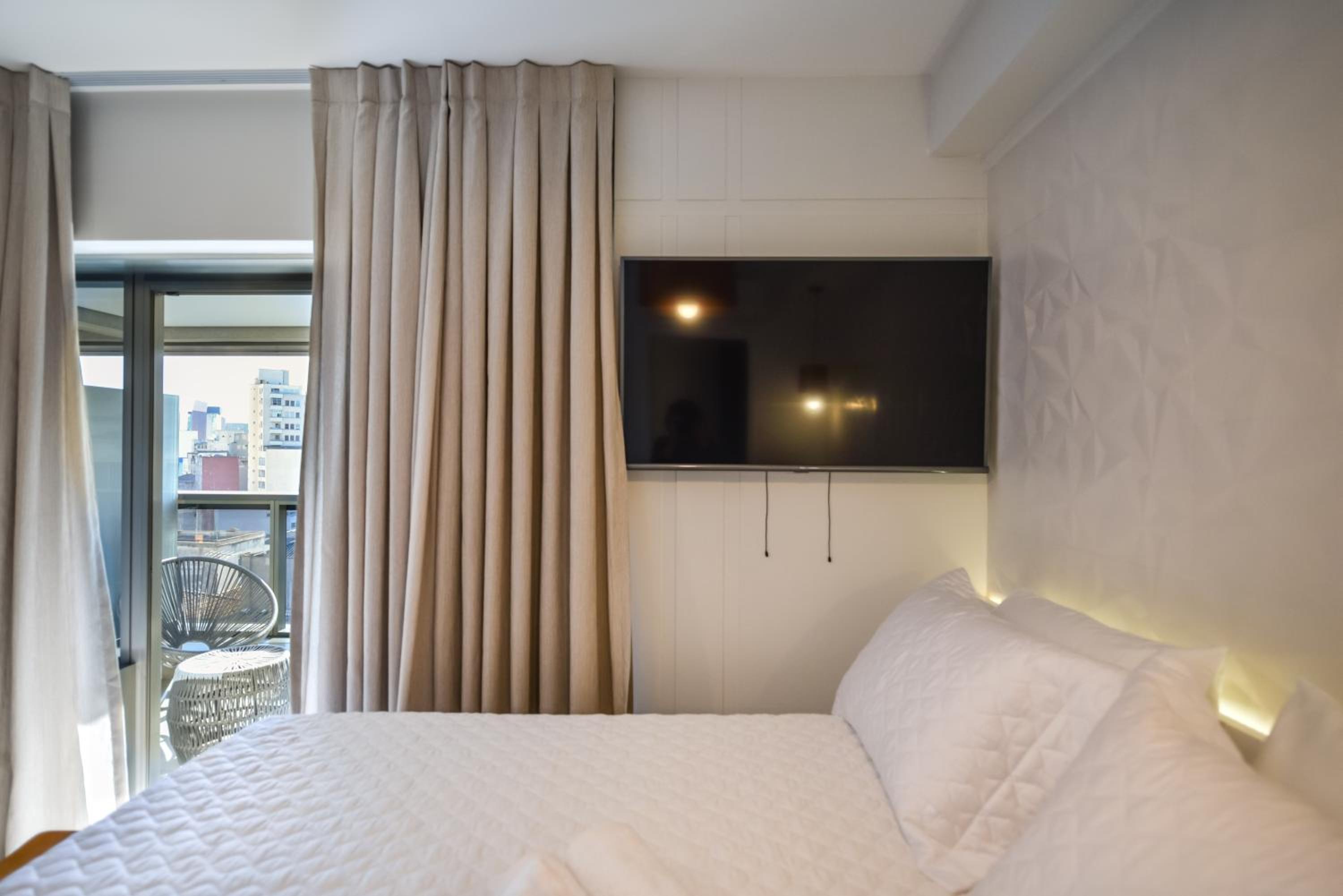 Rosemari's Apartments Studio Premium Republica SP com Piscina