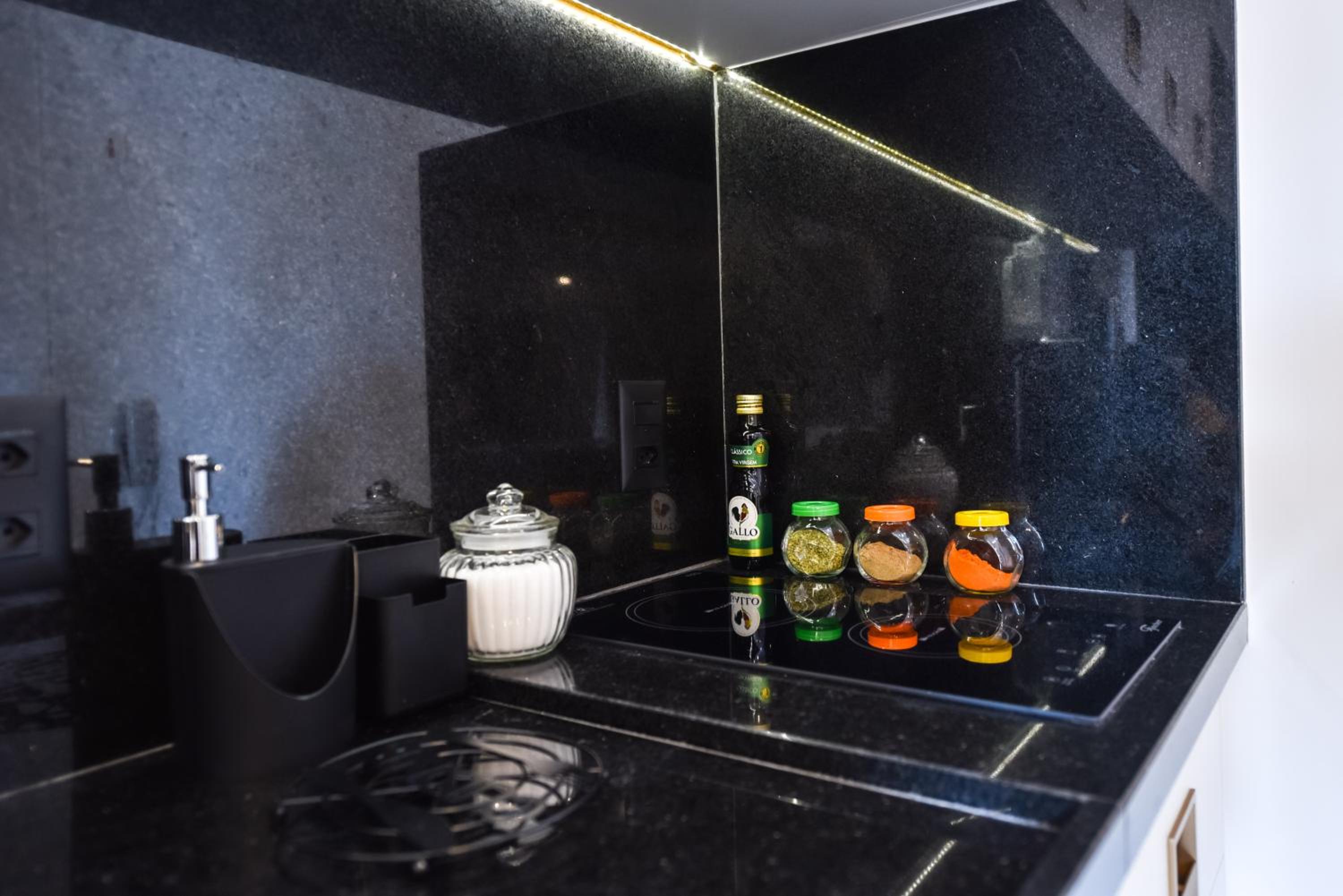 Rosemari's Apartments Studio Premium Republica SP com Piscina