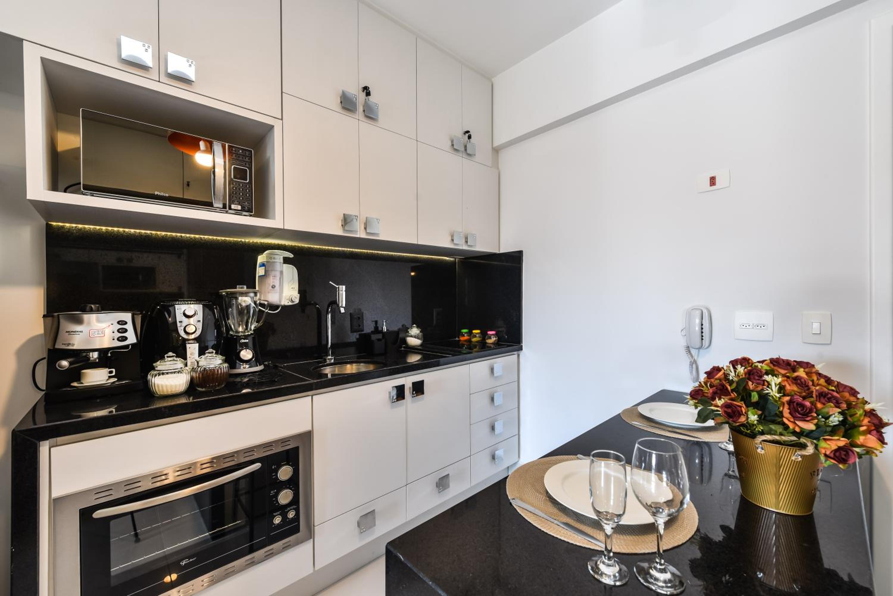 Rosemari's Apartments Studio Premium Republica SP com Piscina