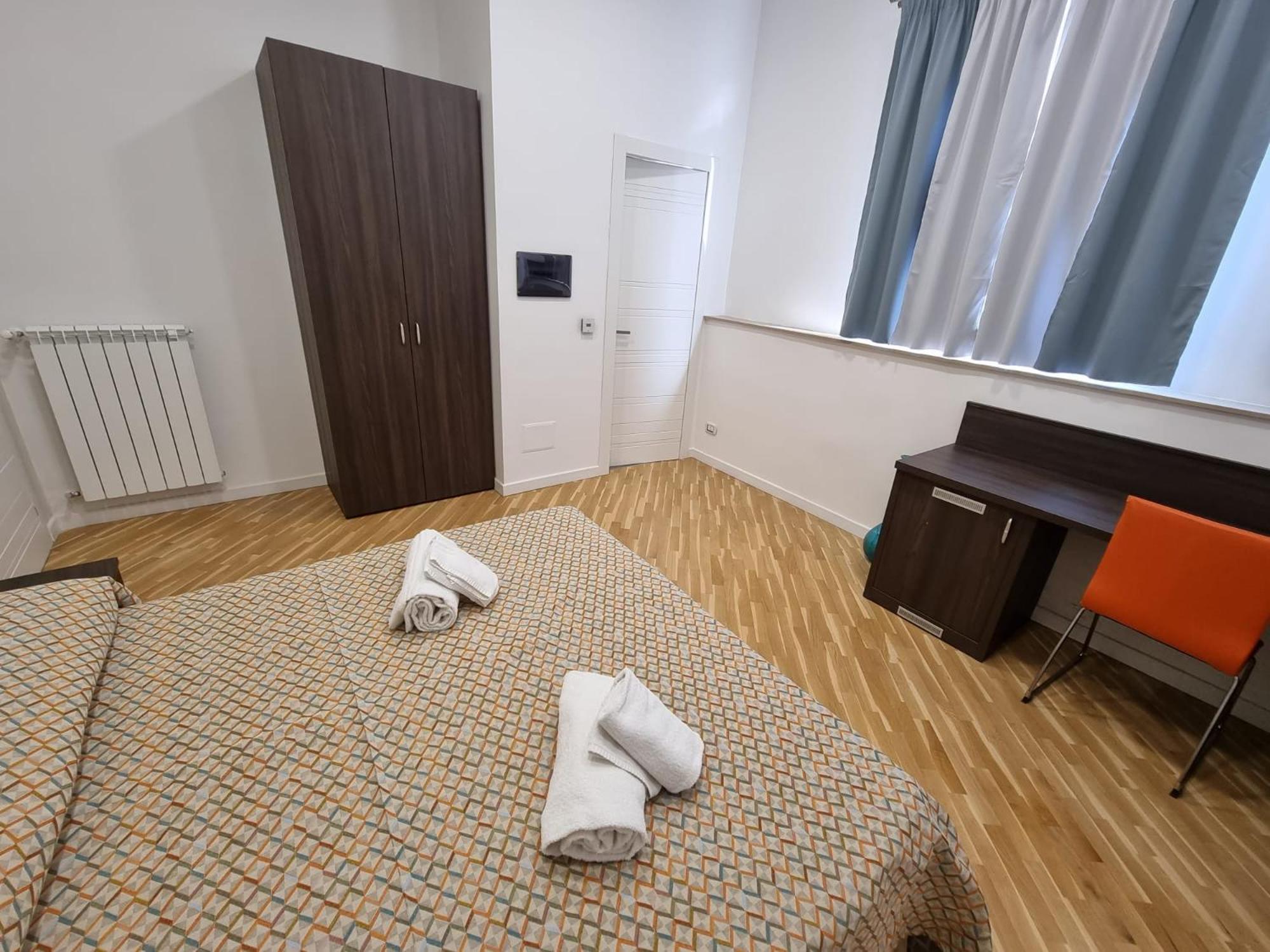 BARBAJA SUITES IN STREET TOLEDO 205