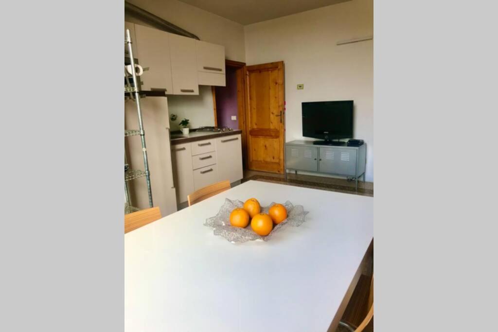 Sunny top floor in San Frediano