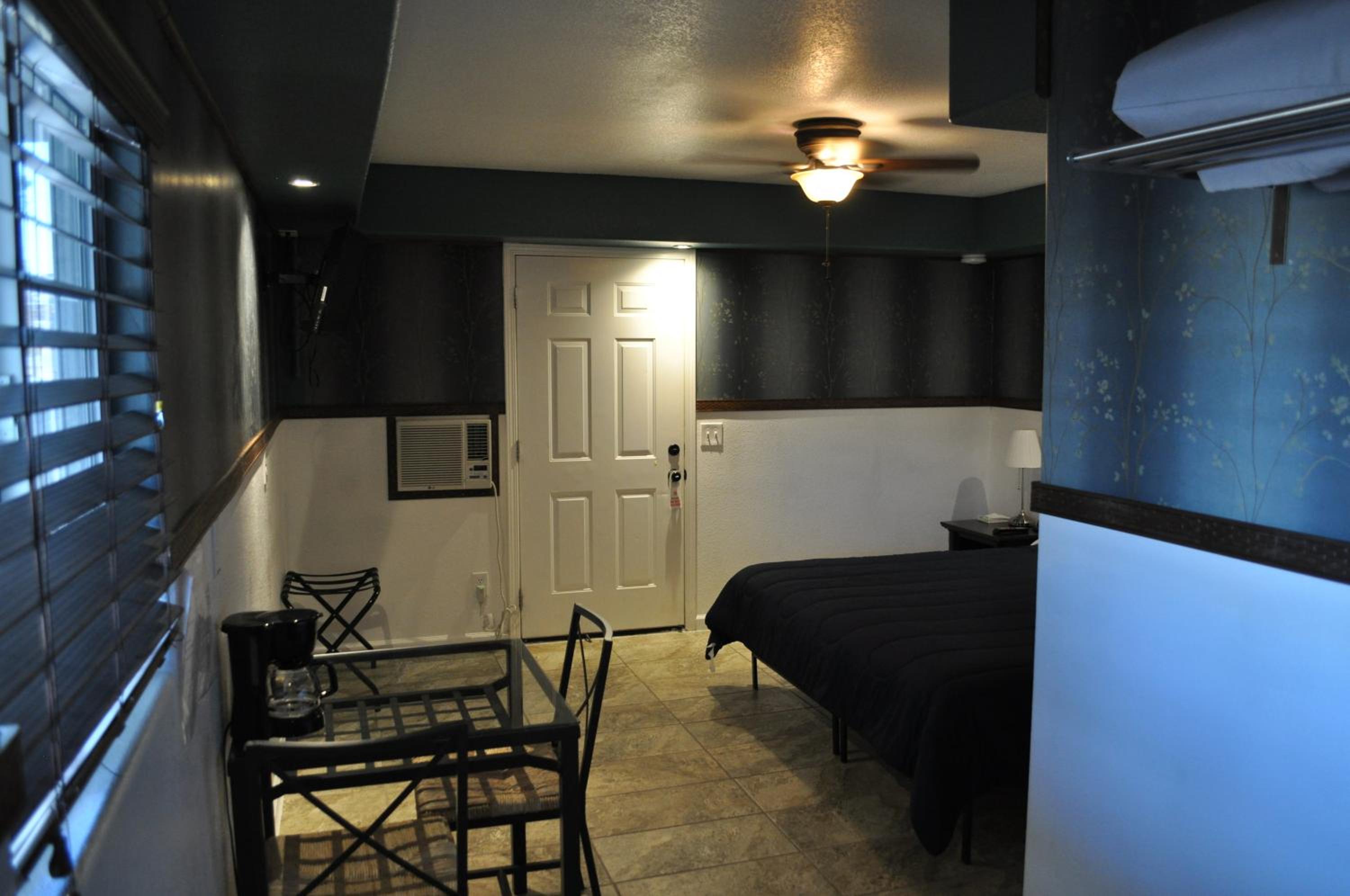 K7 Bed and Breakfast