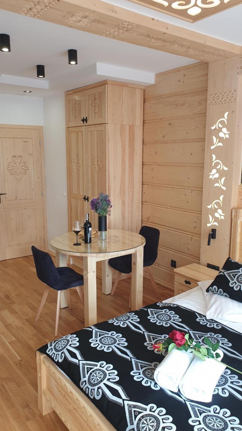 Villa Fortuna - Regionalne apartamenty & SPA - Sauna, Grill, Jacuzzi z widokiem na Tatry