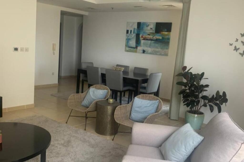 Beautiful apartment with amazing sea views
