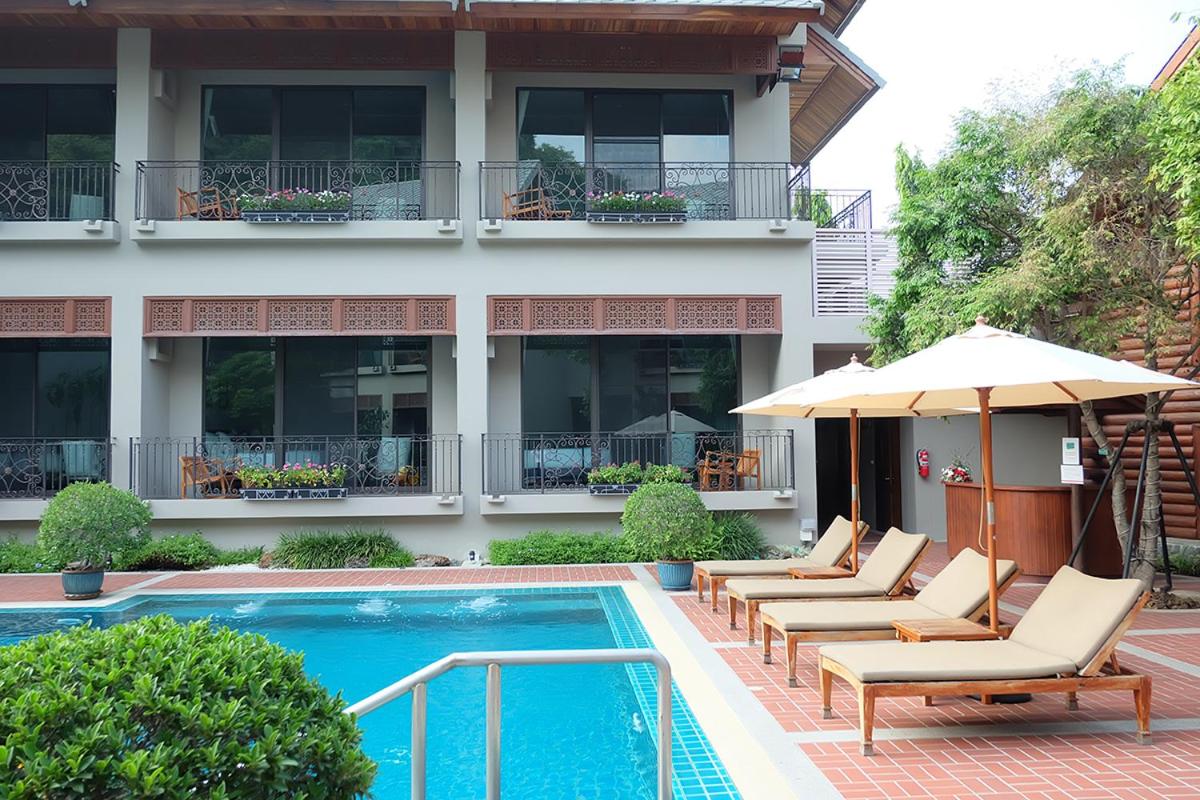 Plakan Resort