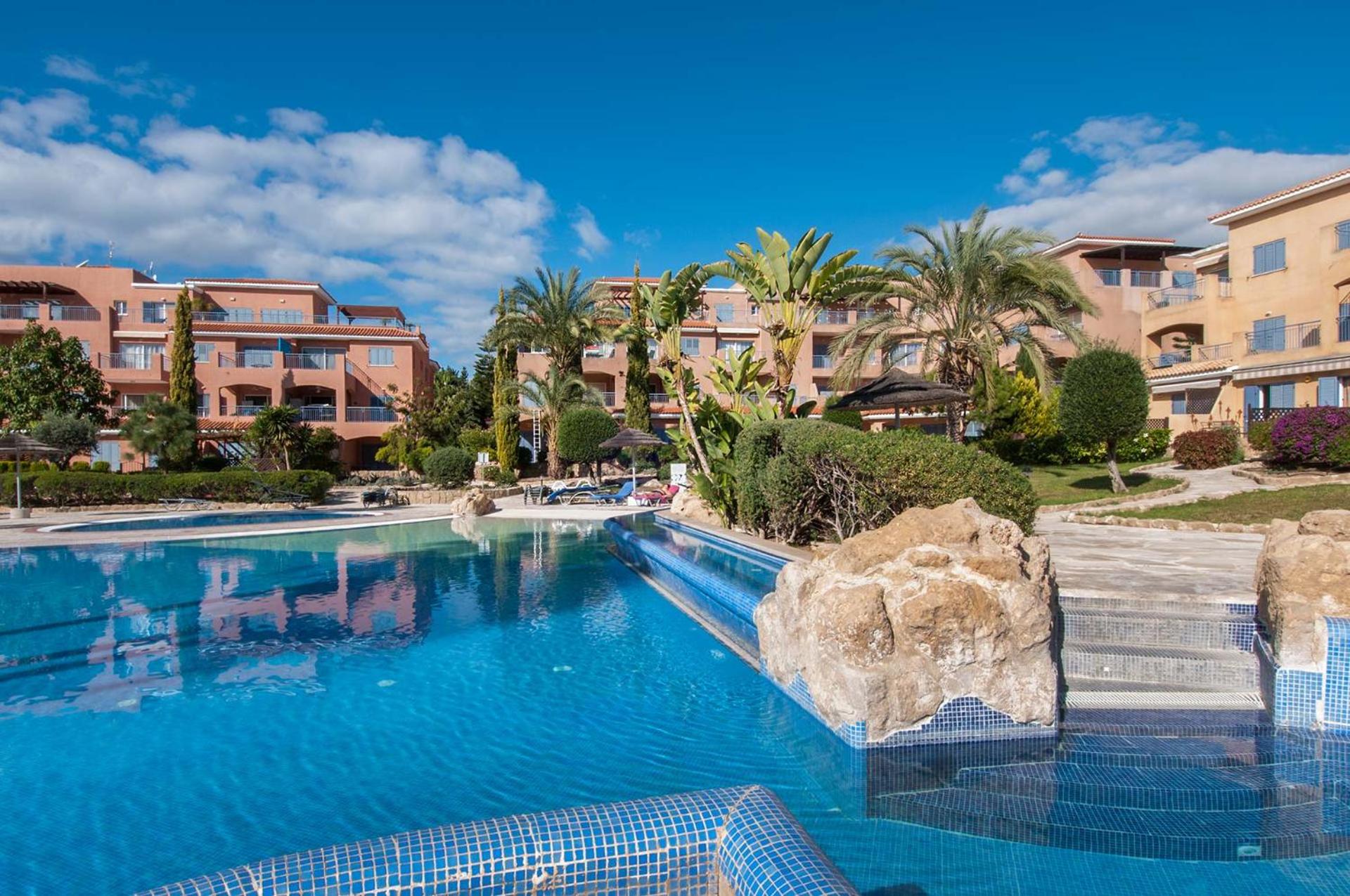 Stylish 1 bedroom apartment in Limnaria Gardens
