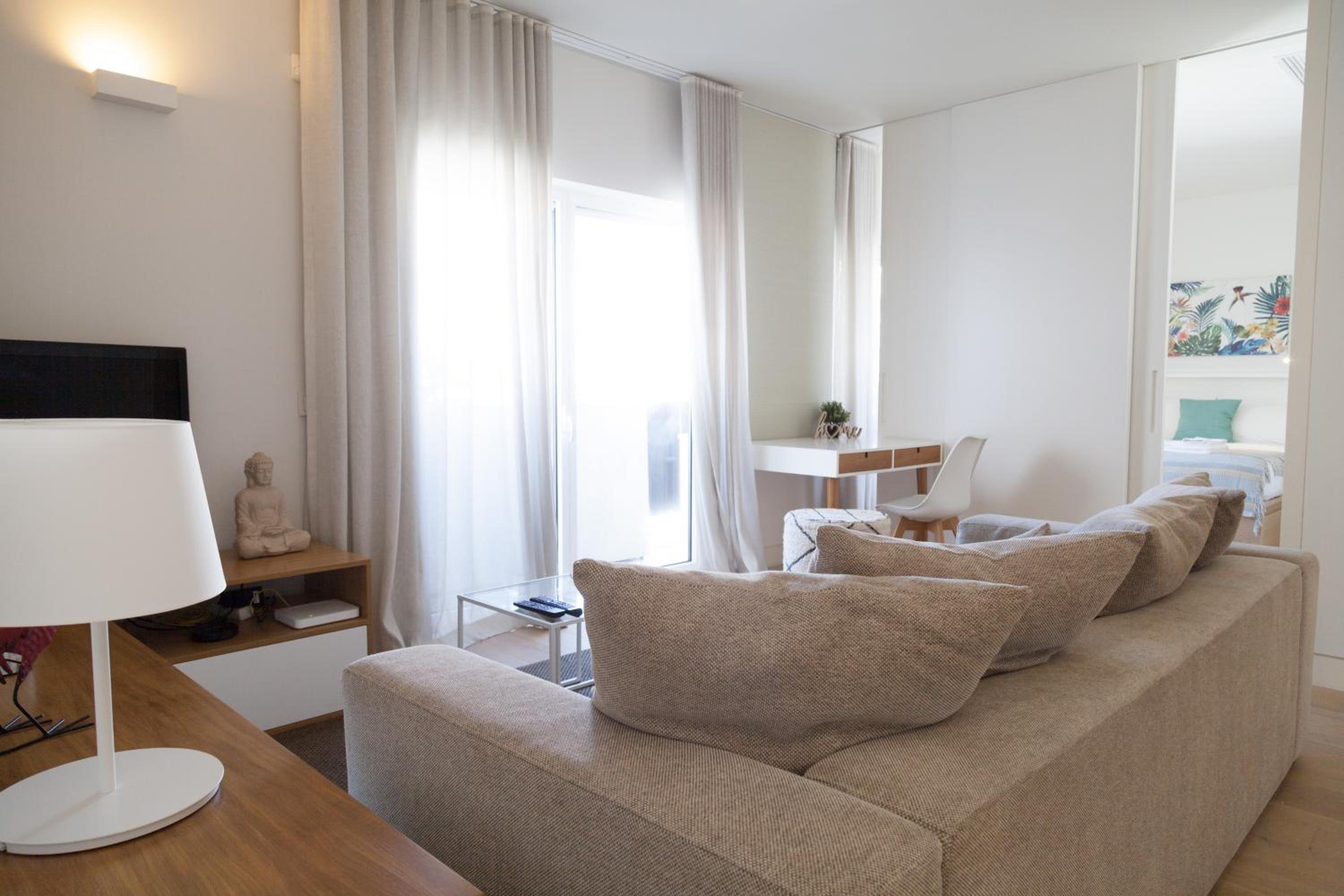 FLH Saldanha Minimalist Flat view 2