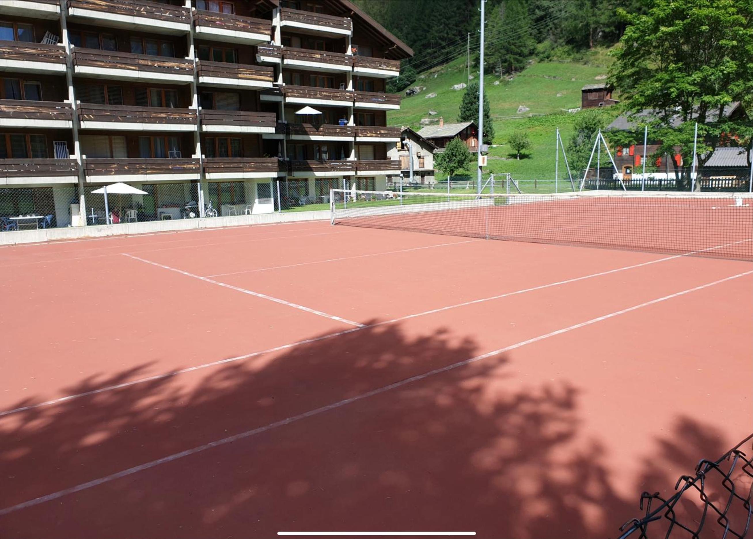 Moderne Dachwohnung Nähe Zermatt mit Balkon