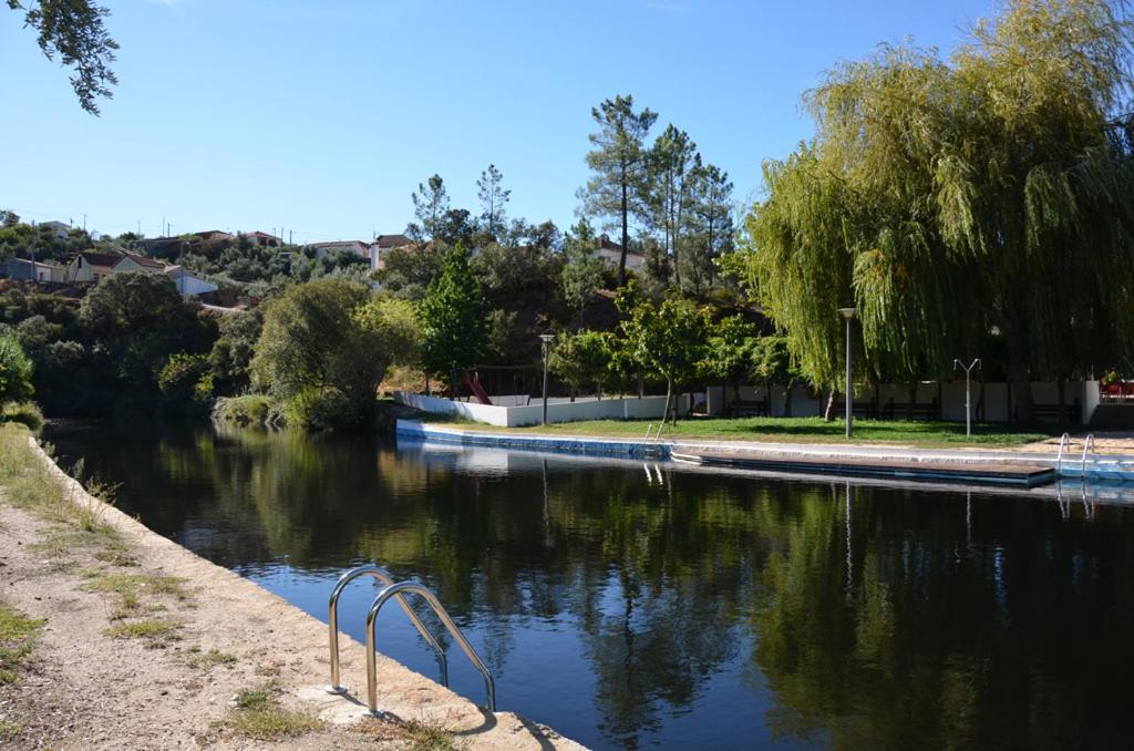 Hotel Thistle Cottage Alojamento Local - Image 1