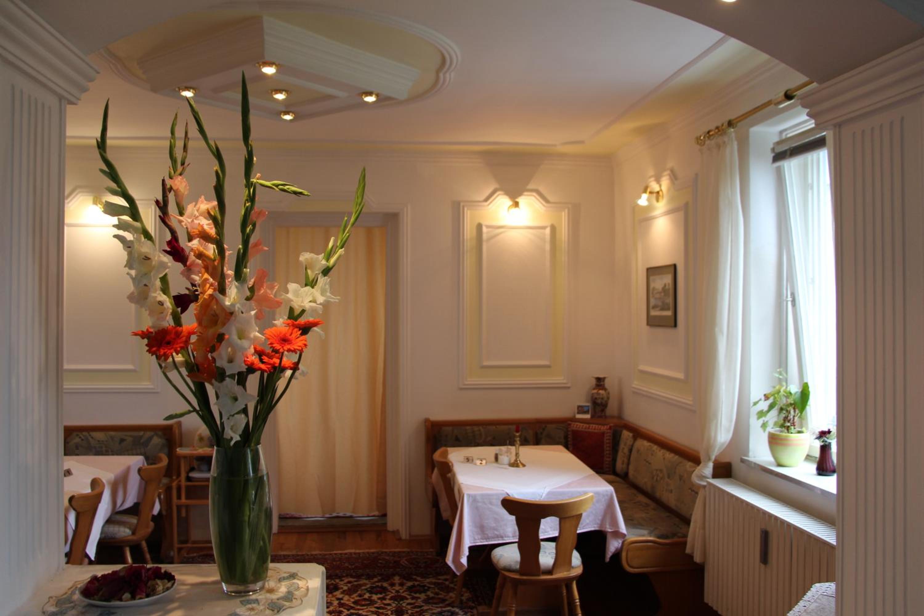 Romantic-Pension Albrecht - Villa next to UNESCO World Heritage - since 1901