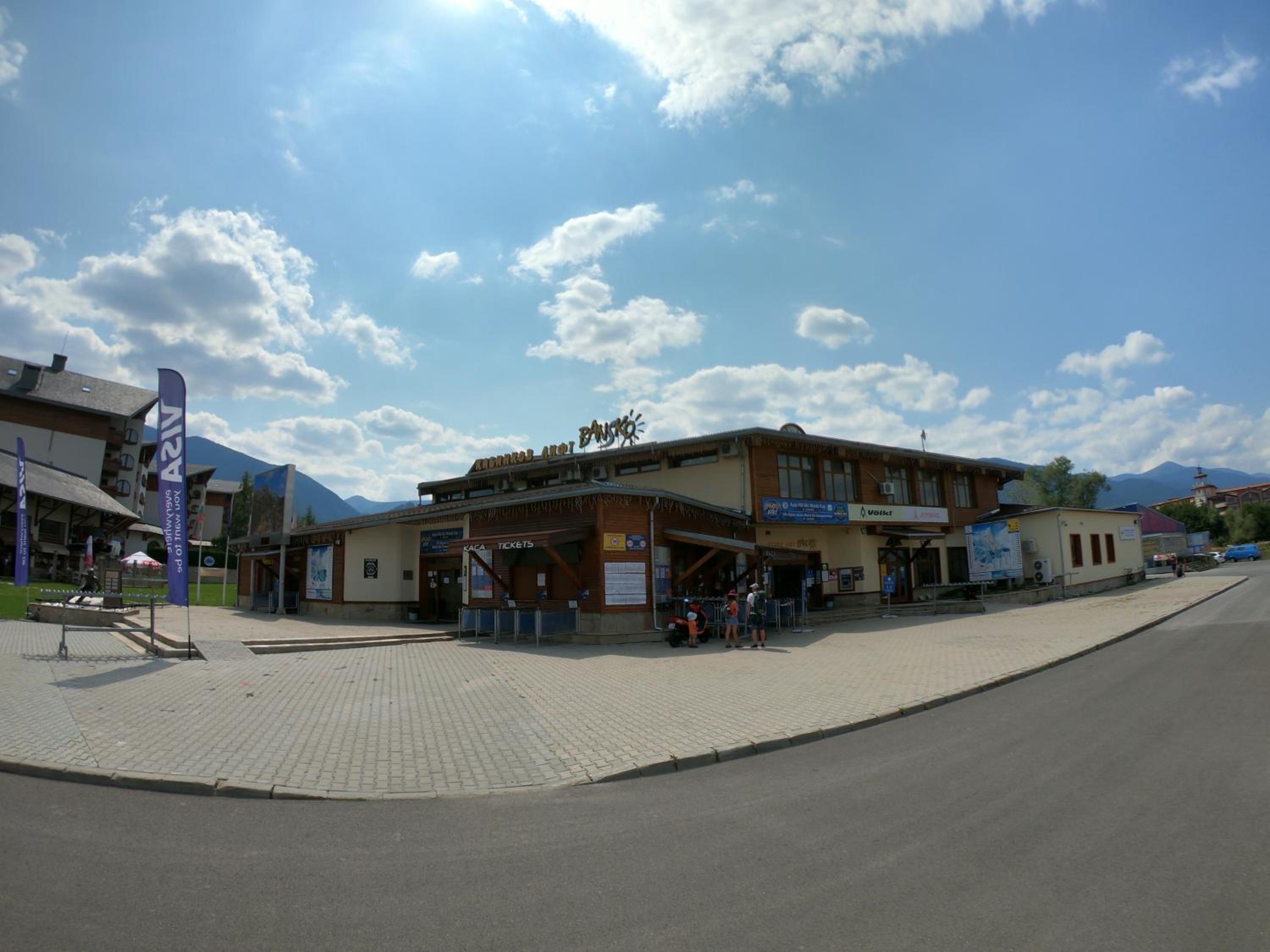 Photo 50