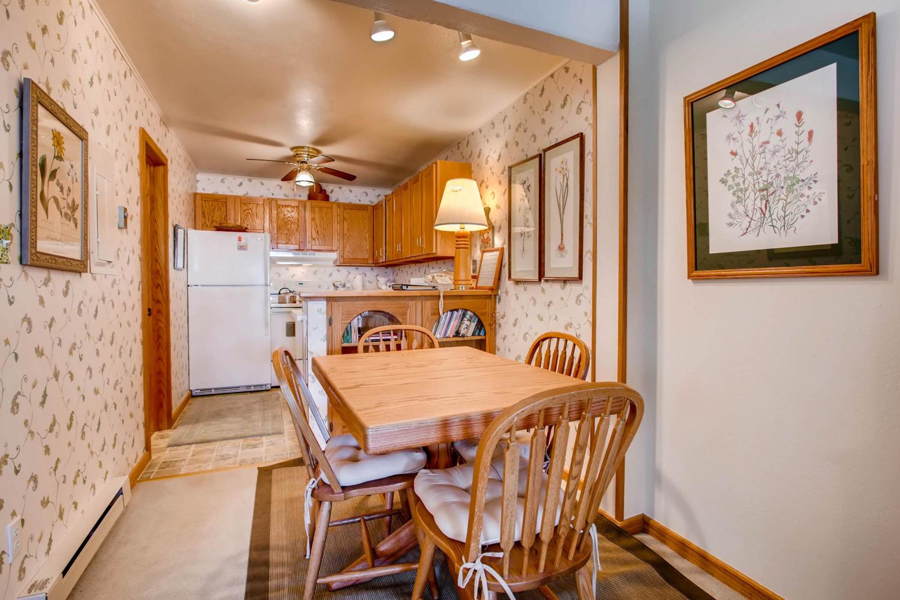 Ski-in Ski-out Studio Private Balcony  Fireplace condo - Property Image 21