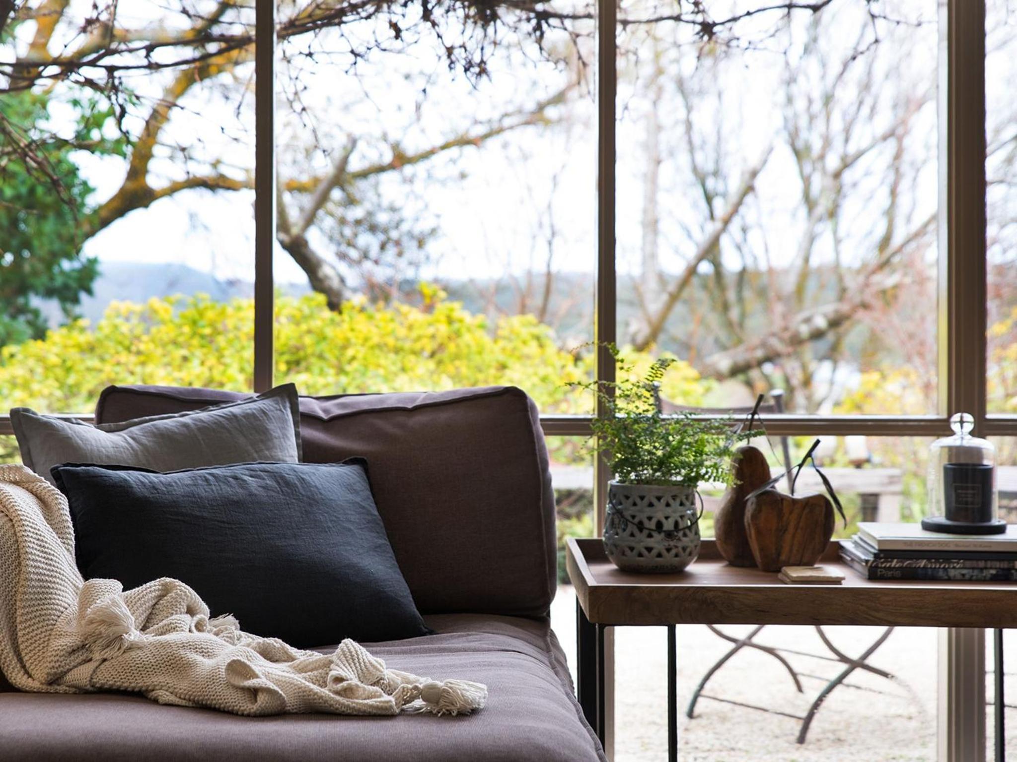 The Acorn -open fire,spa bath,dog friendly