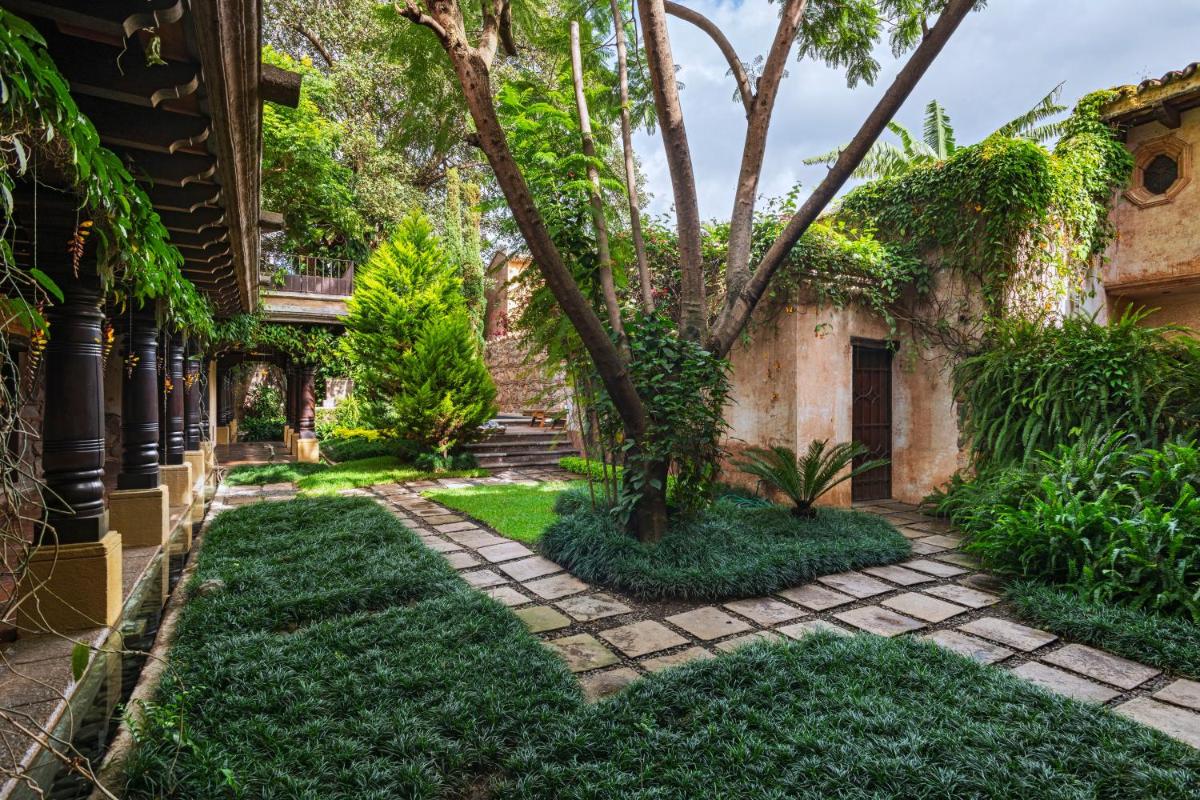 El Convento Boutique Hotel 28