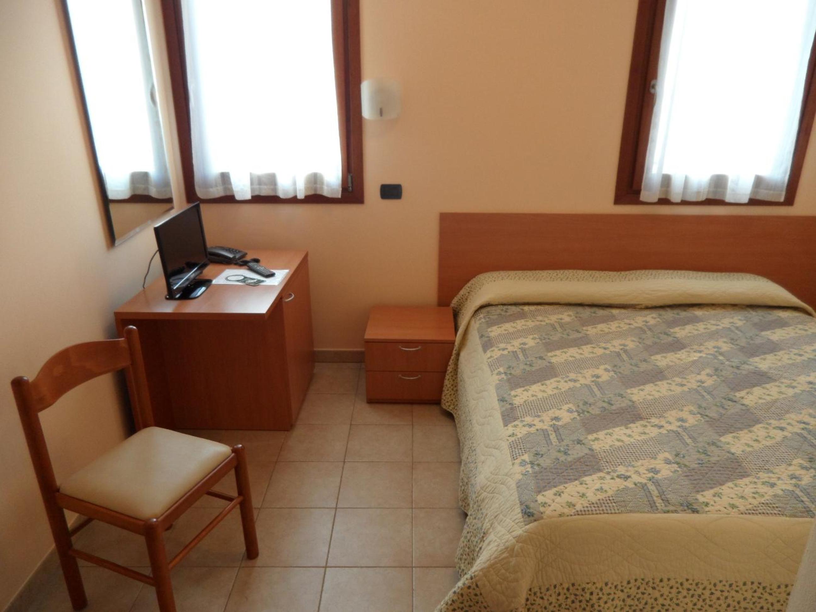 Photo 21