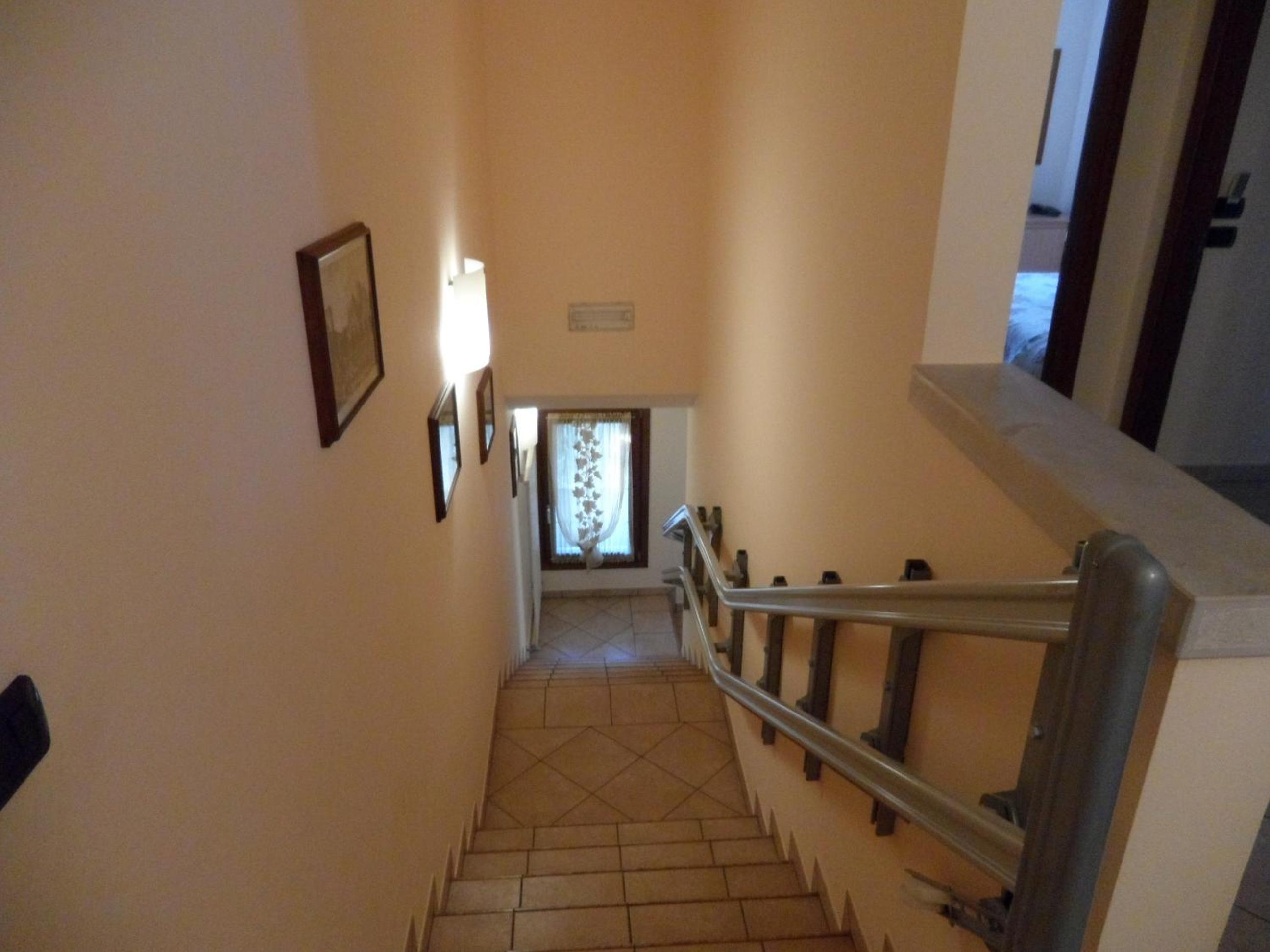 Photo 36