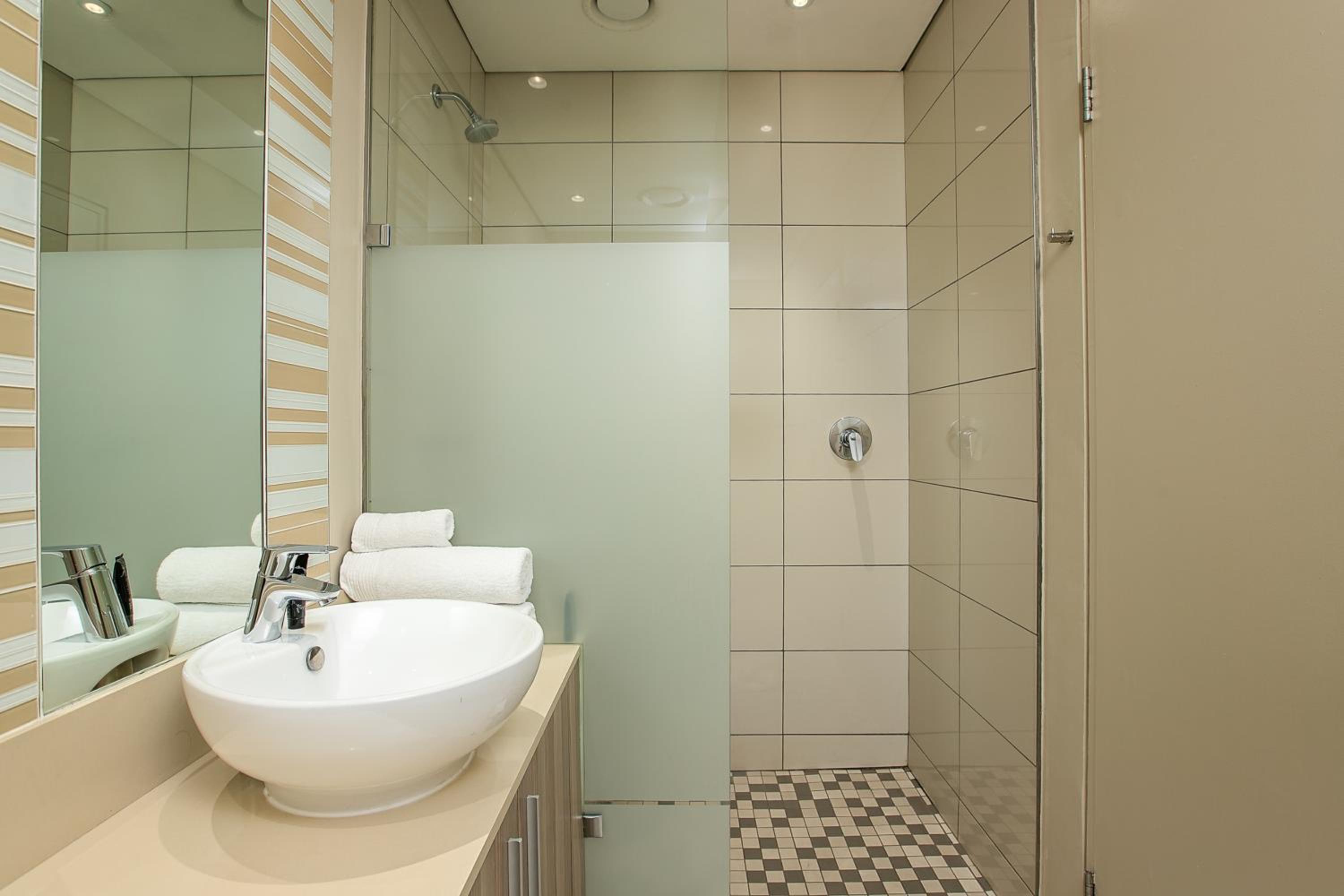 The Serviced Apartment Collection At The Tyrwhitt Rosebank