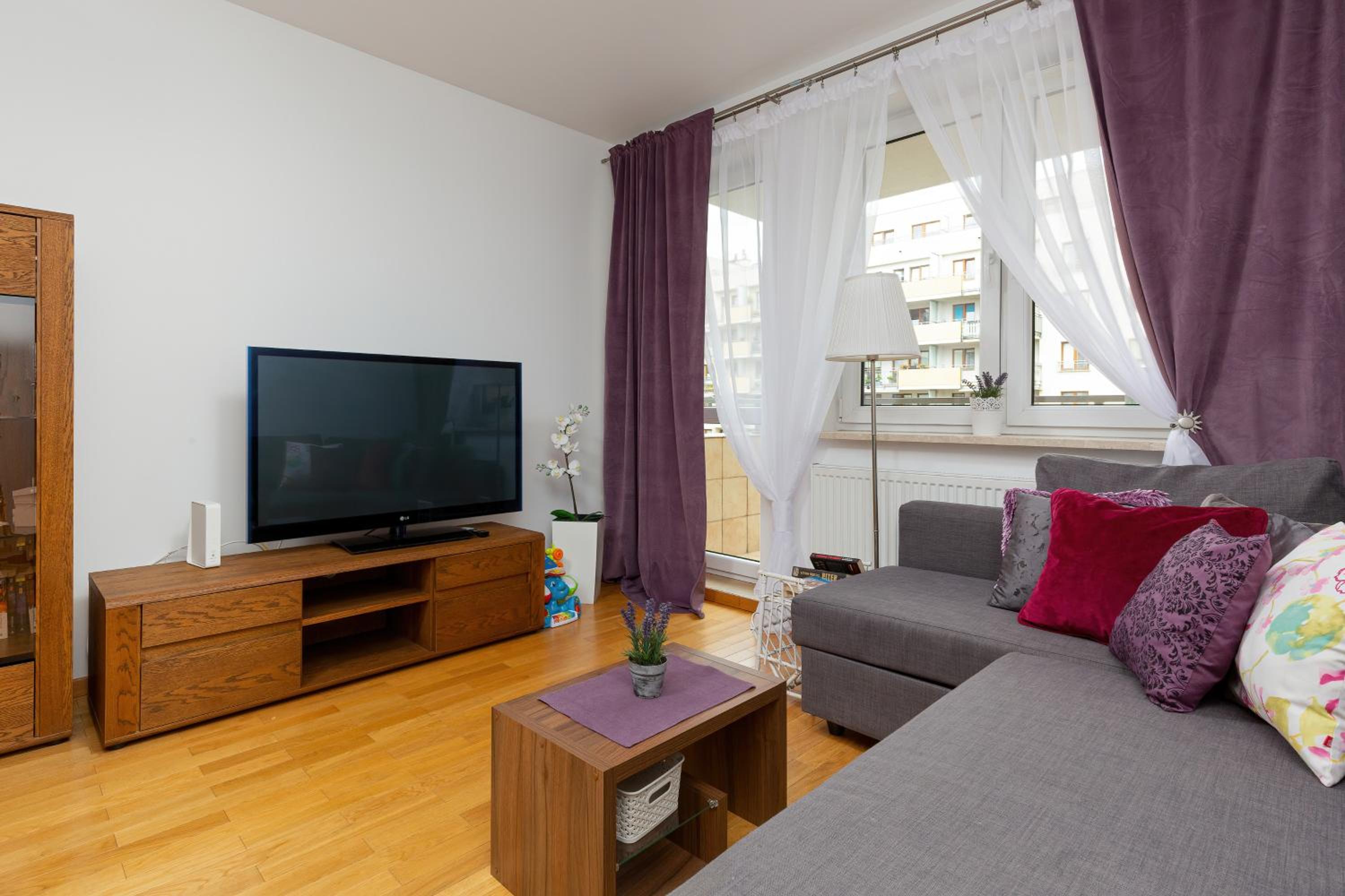 Atrium Ursus Warsaw Apartments by Noclegi Renters, photo 3