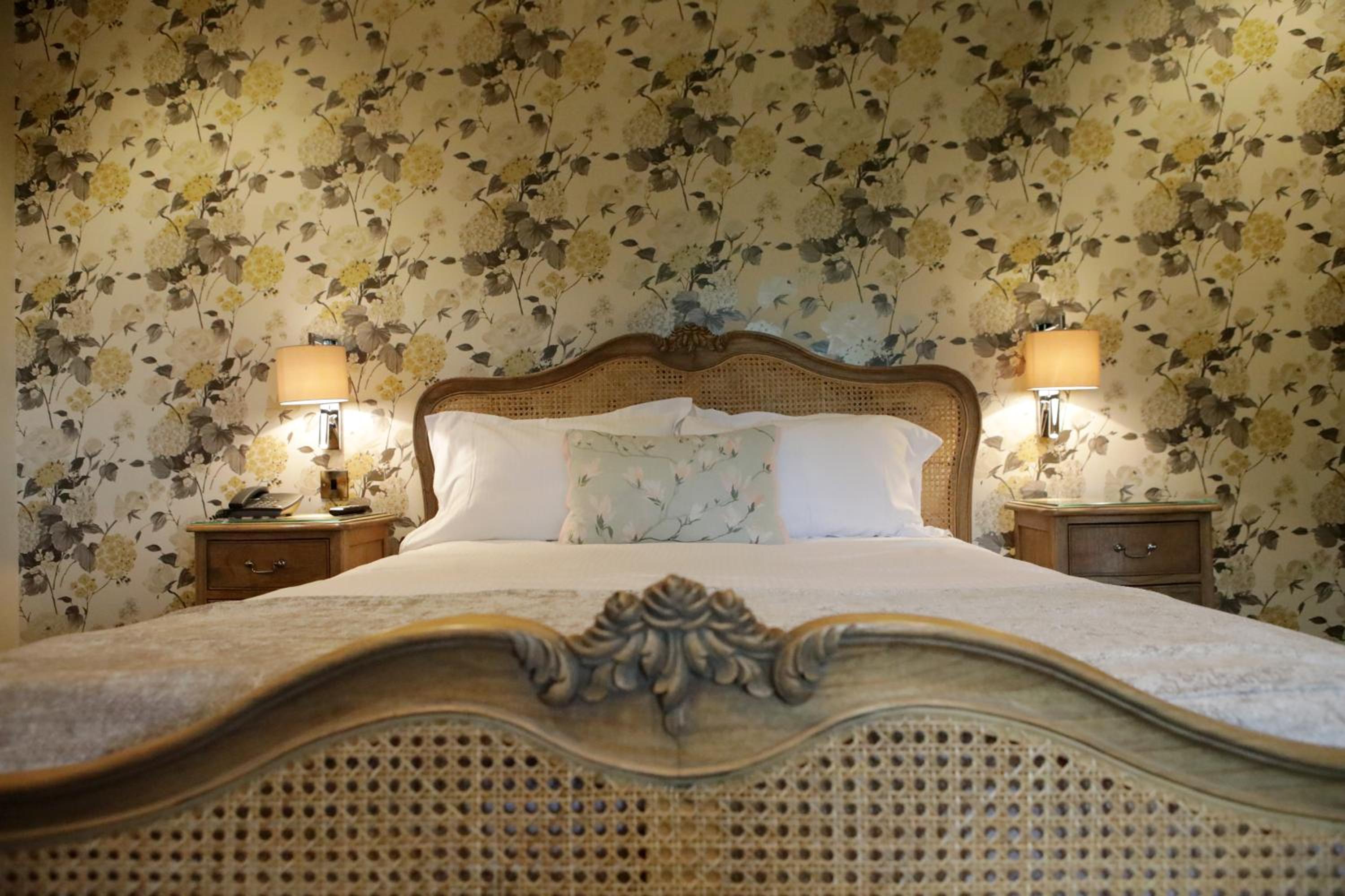 Heather Glen Country House