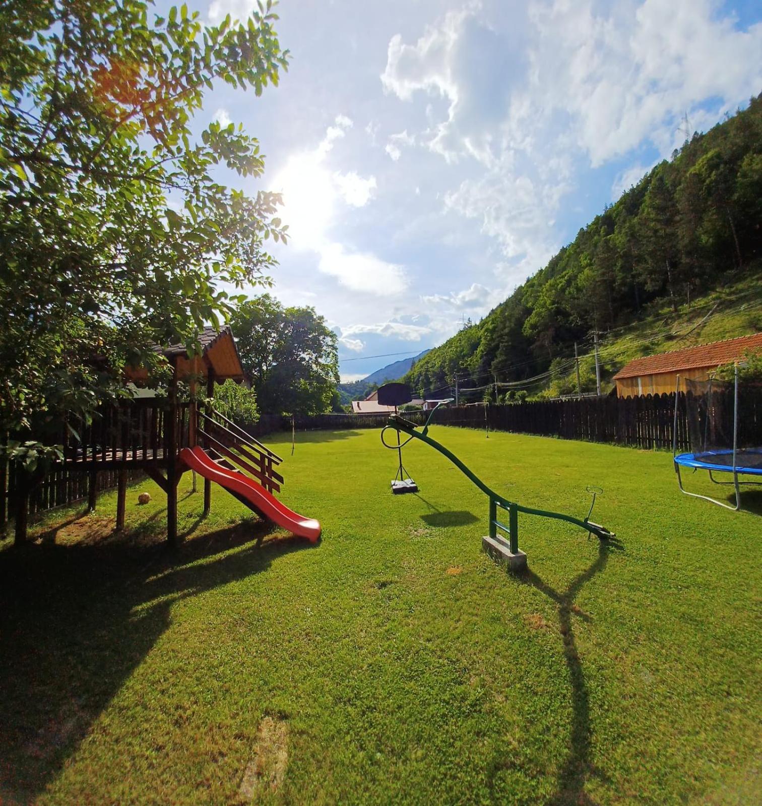 Camere Ema view 4