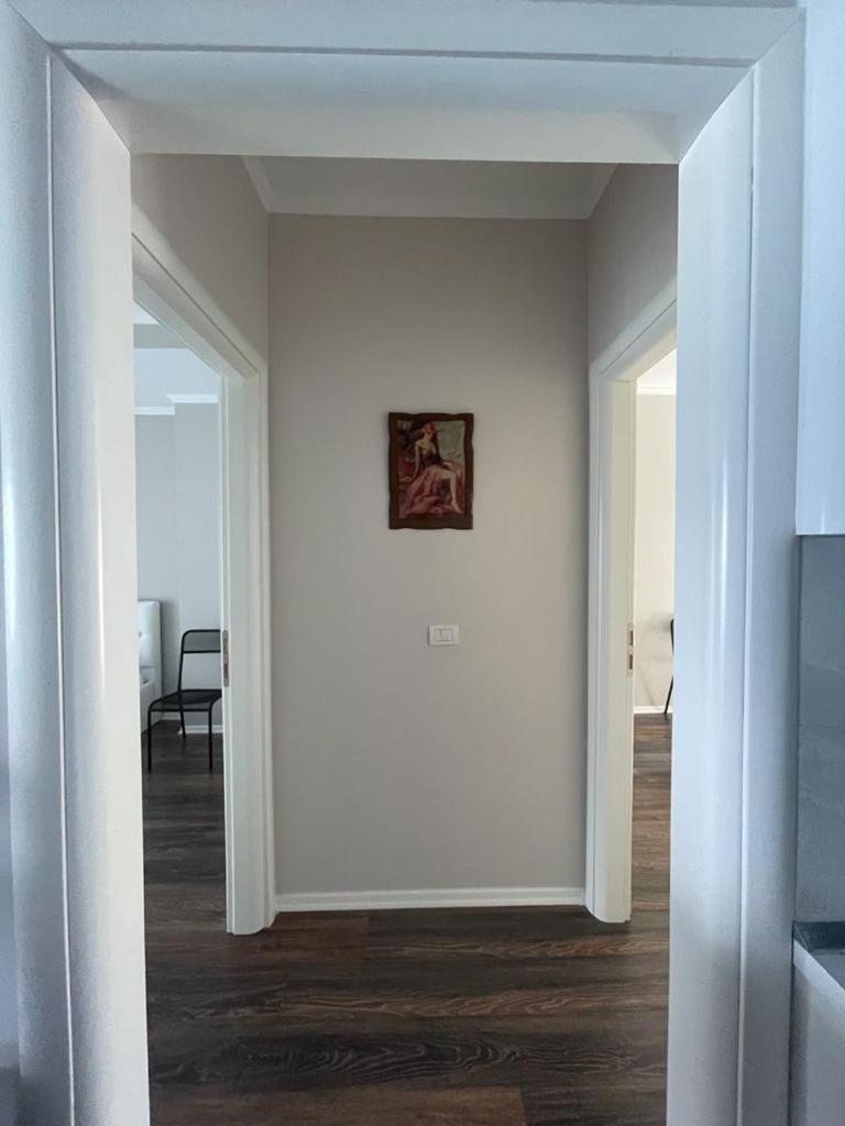 Kelvi’s Apartment