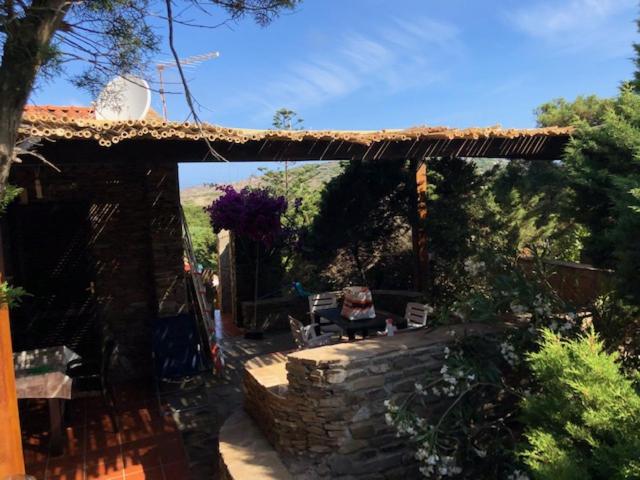 Villetta indipendente immersa nel verde photo 3