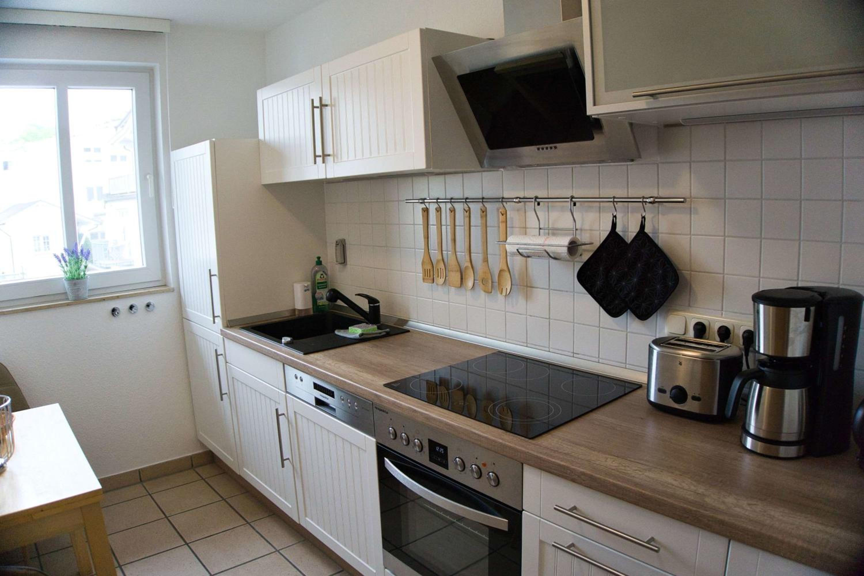 Ferienwohnung in zentraler Lage und mit Balkon - Villa Karola FeWo 18