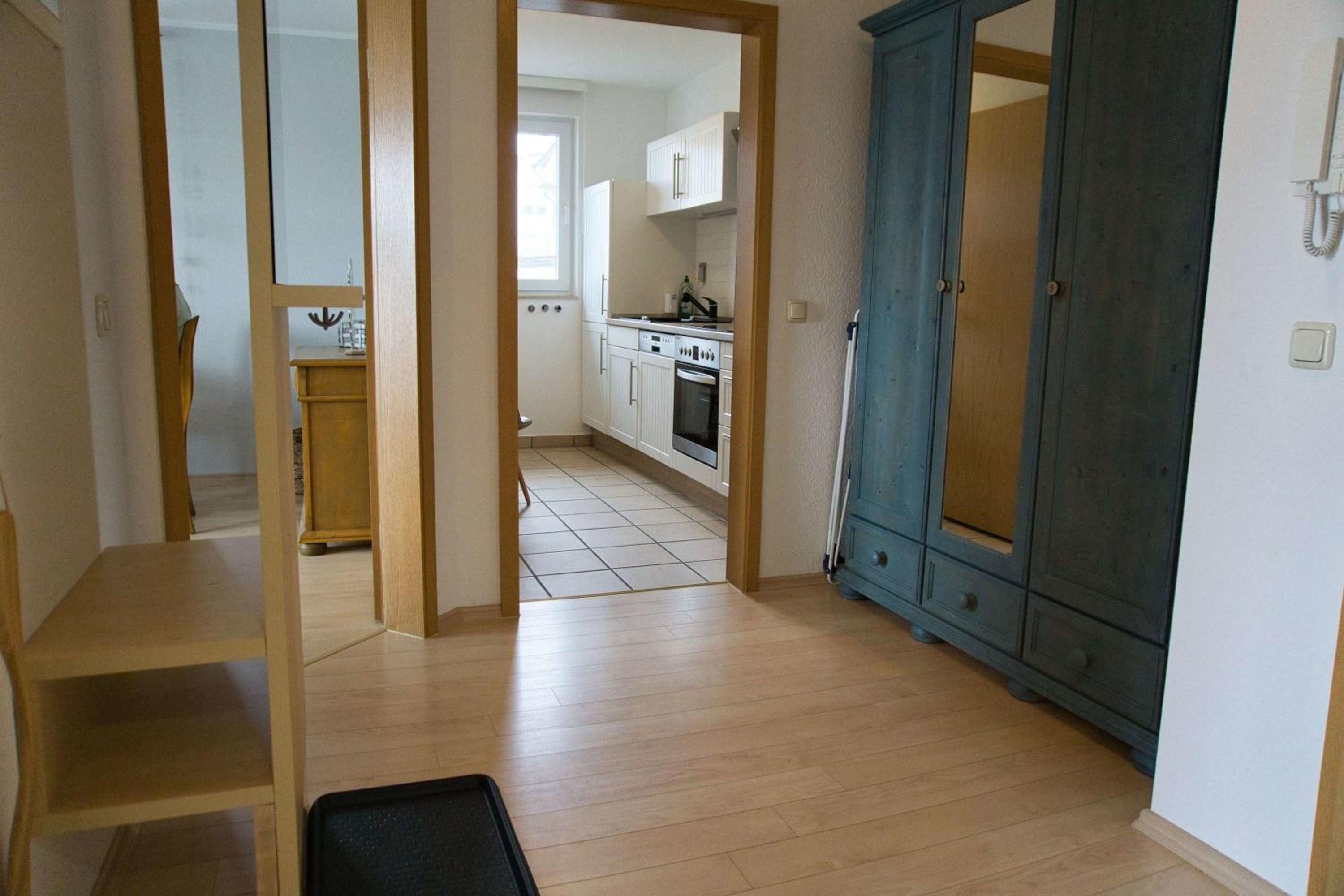 Ferienwohnung in zentraler Lage und mit Balkon - Villa Karola FeWo 18