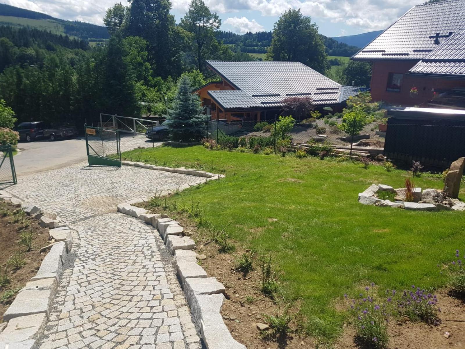 Roubenka Strmá view 3