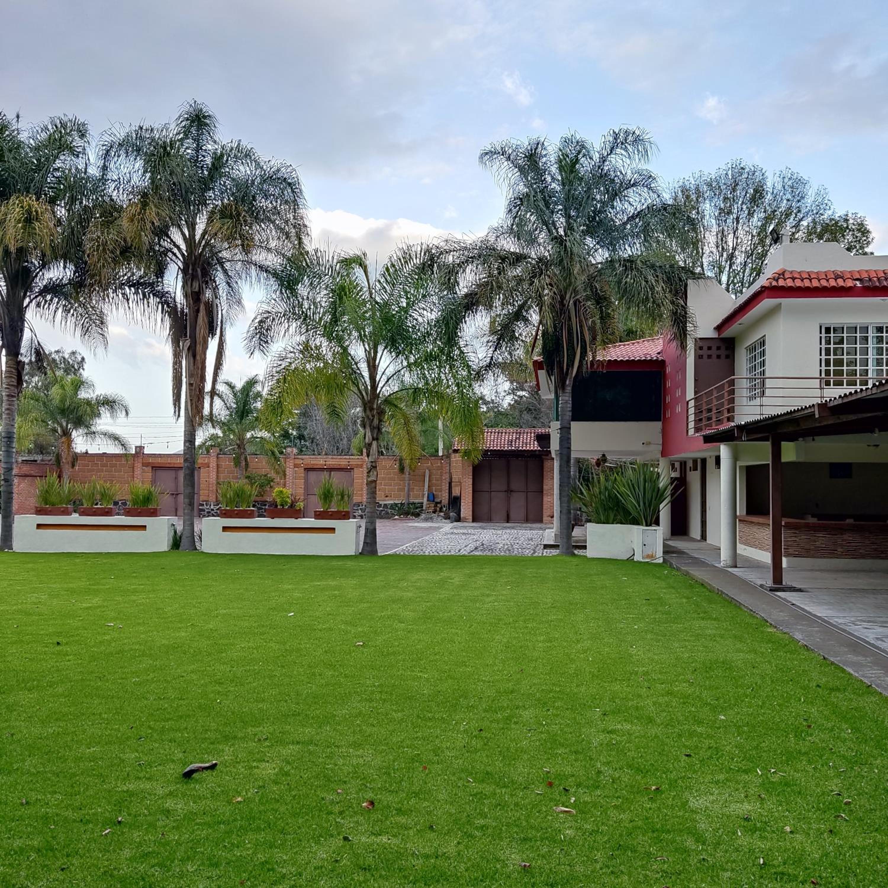 Finca el Nogal - Casa Entera Familiar Moderna con Amplio Jardín Atlixco puebla