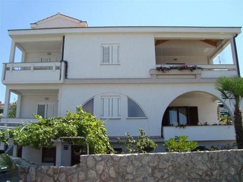 Apartments Biserka