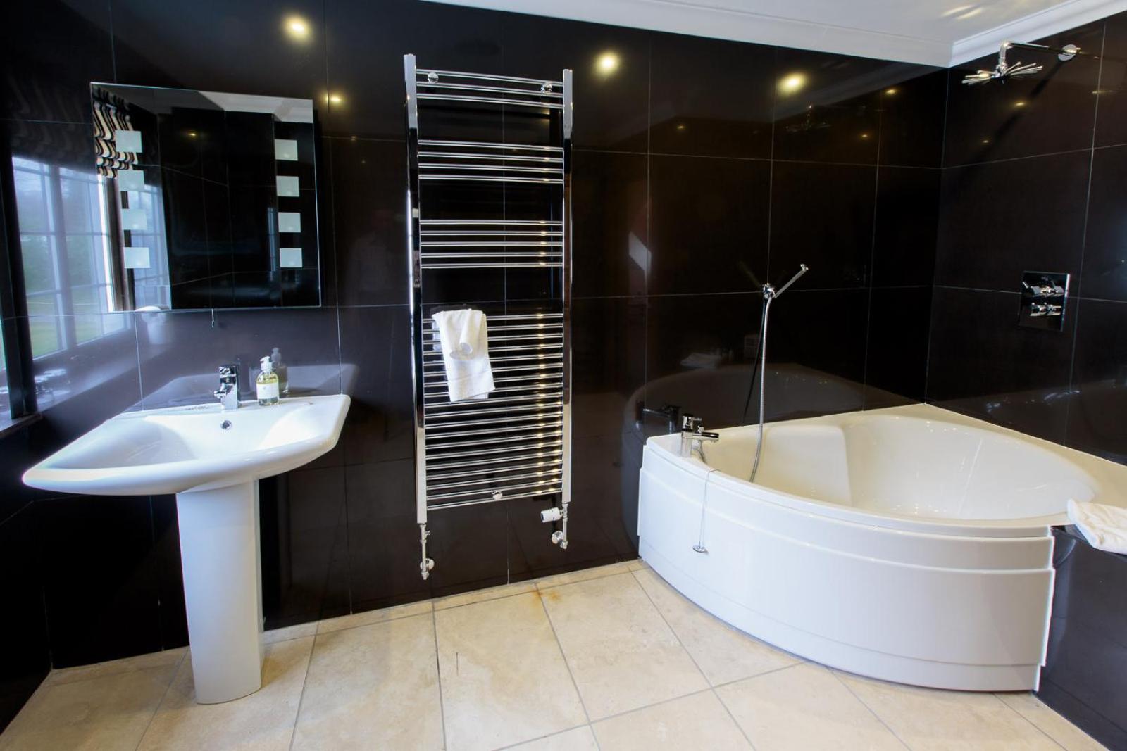 Achnagairn Estate - Self-catering Mini Manors