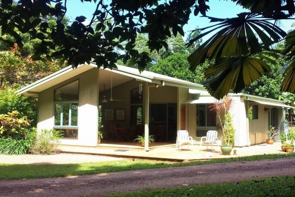 Fanpalm Creek Hideaway