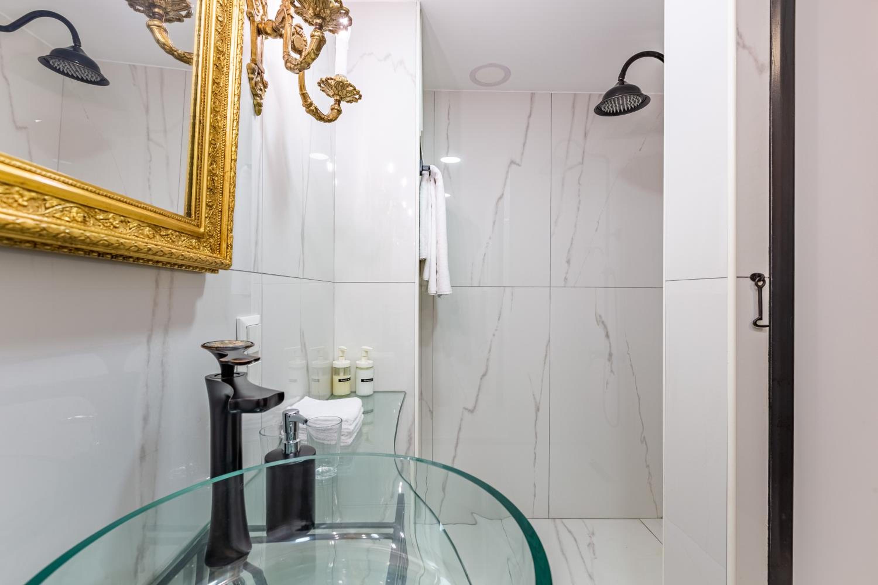 Villa Pera Suite Otel - Image 151