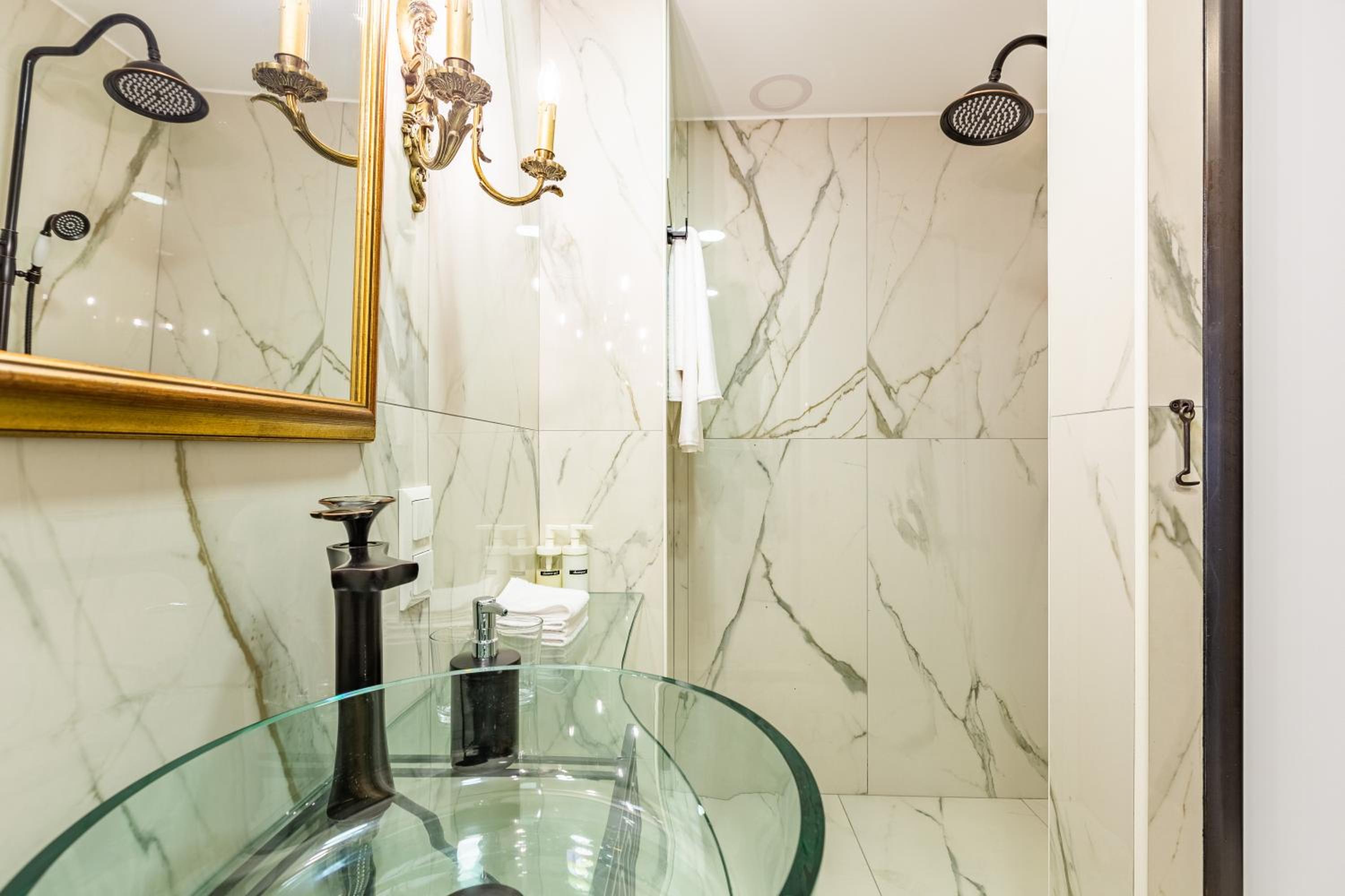 Villa Pera Suite Otel - Image 21