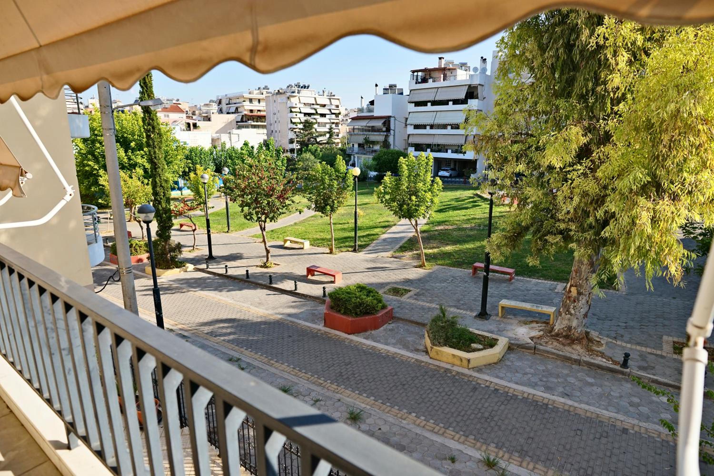 Hotel Cozy Urban Apartment at Agios Dimitrios - Image 1